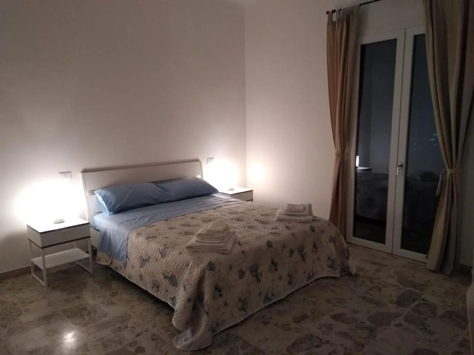 Bed in Villa Iavernaro