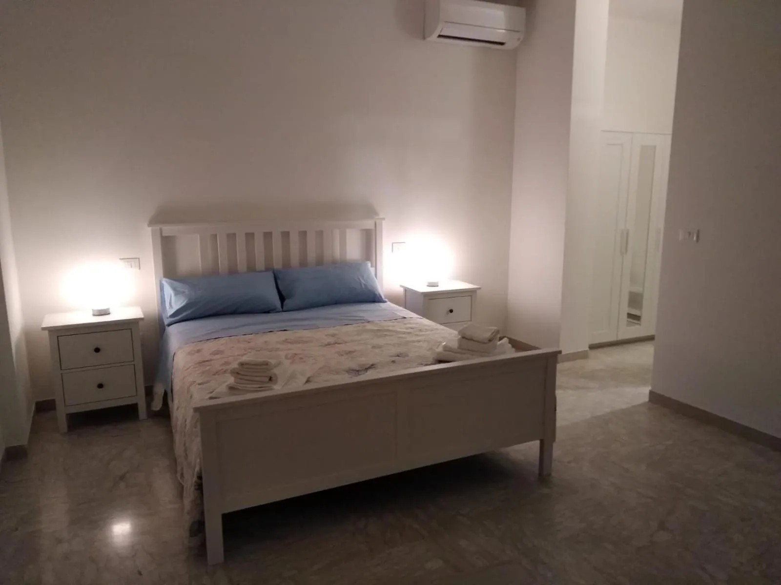 Bed in Villa Iavernaro