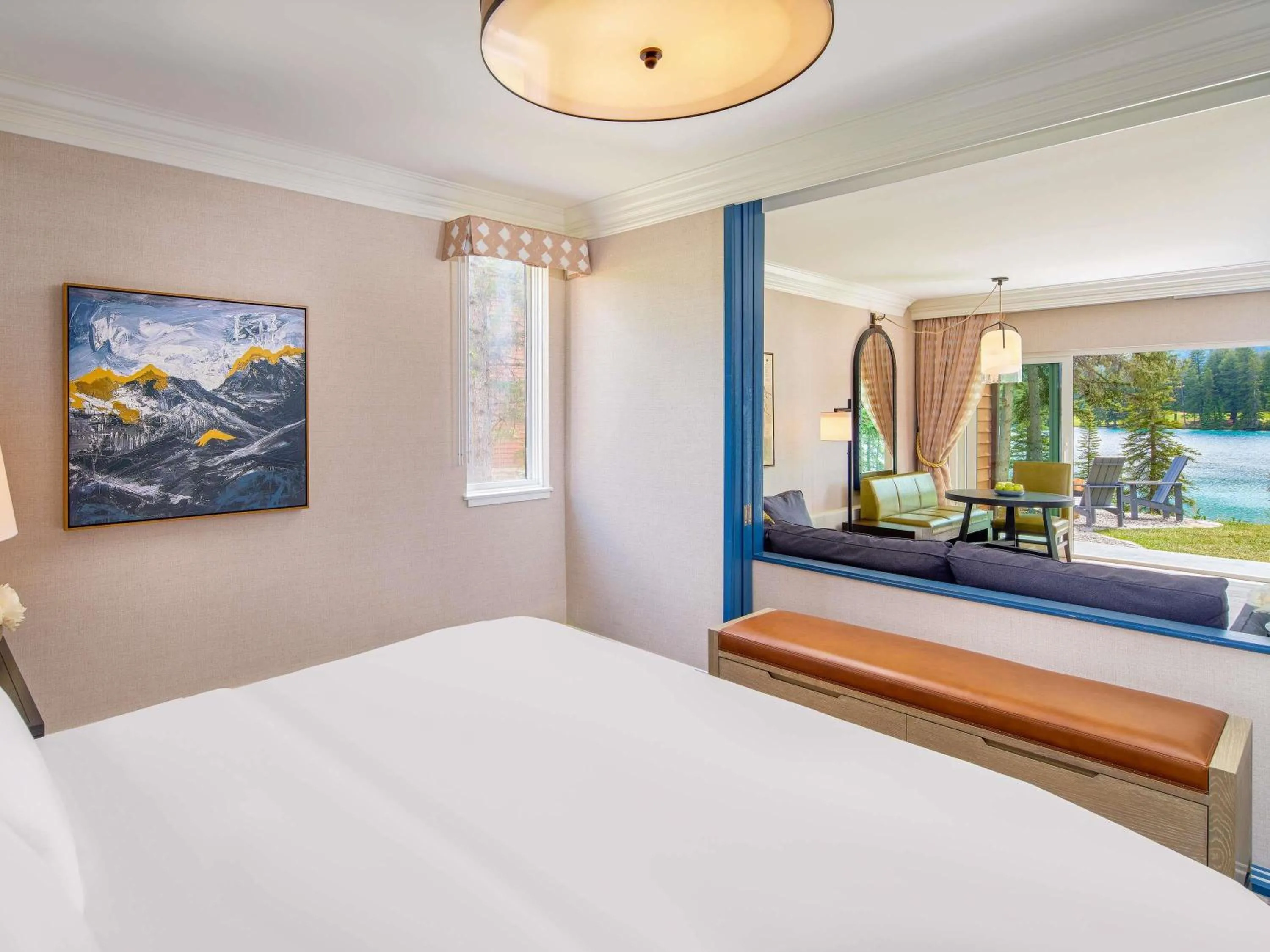 Bedroom, Bed in Fairmont Jasper Park Lodge