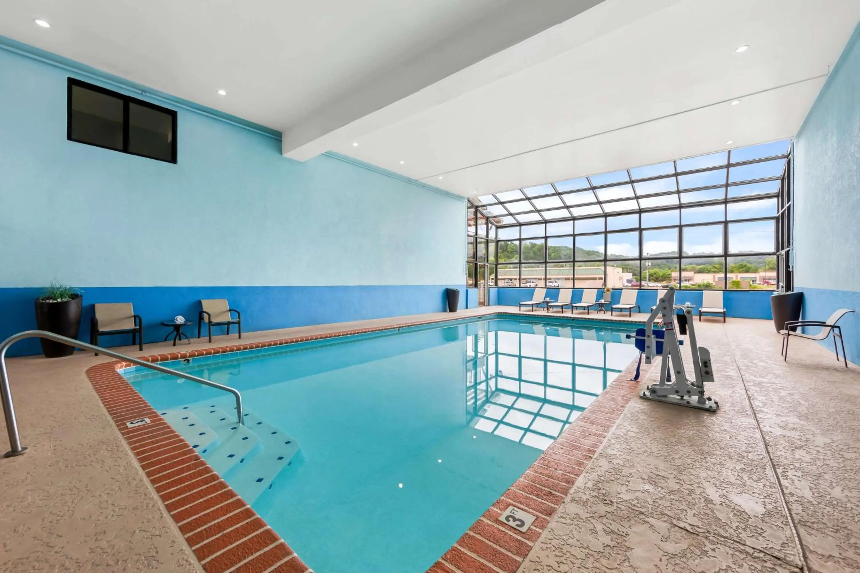 Pool view in Best Western Dayton