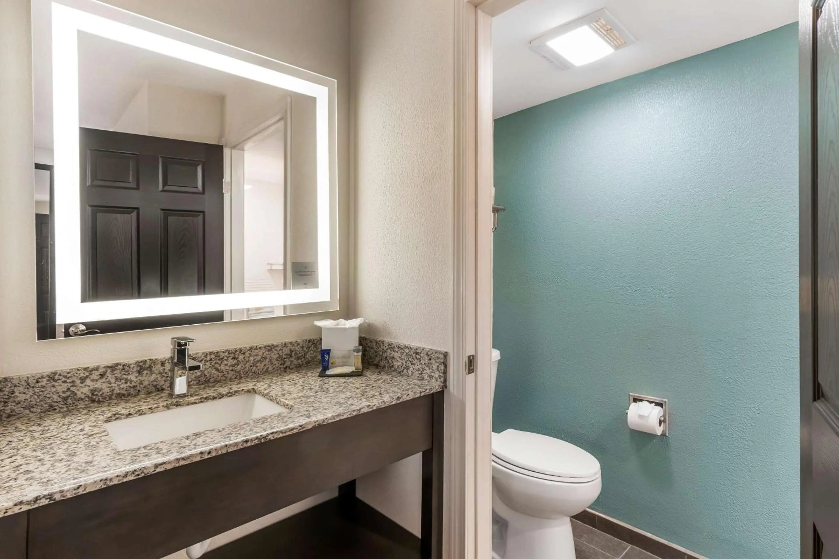 Bedroom in Sleep Inn Olathe - Kansas City