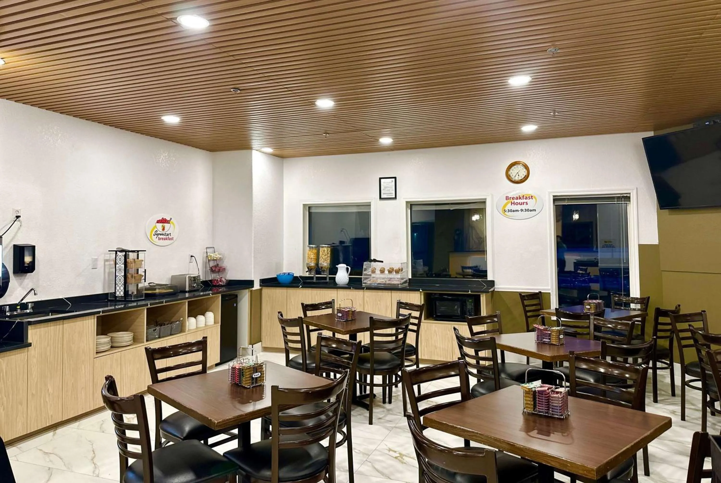 Property building in Super 8 by Wyndham Hinton