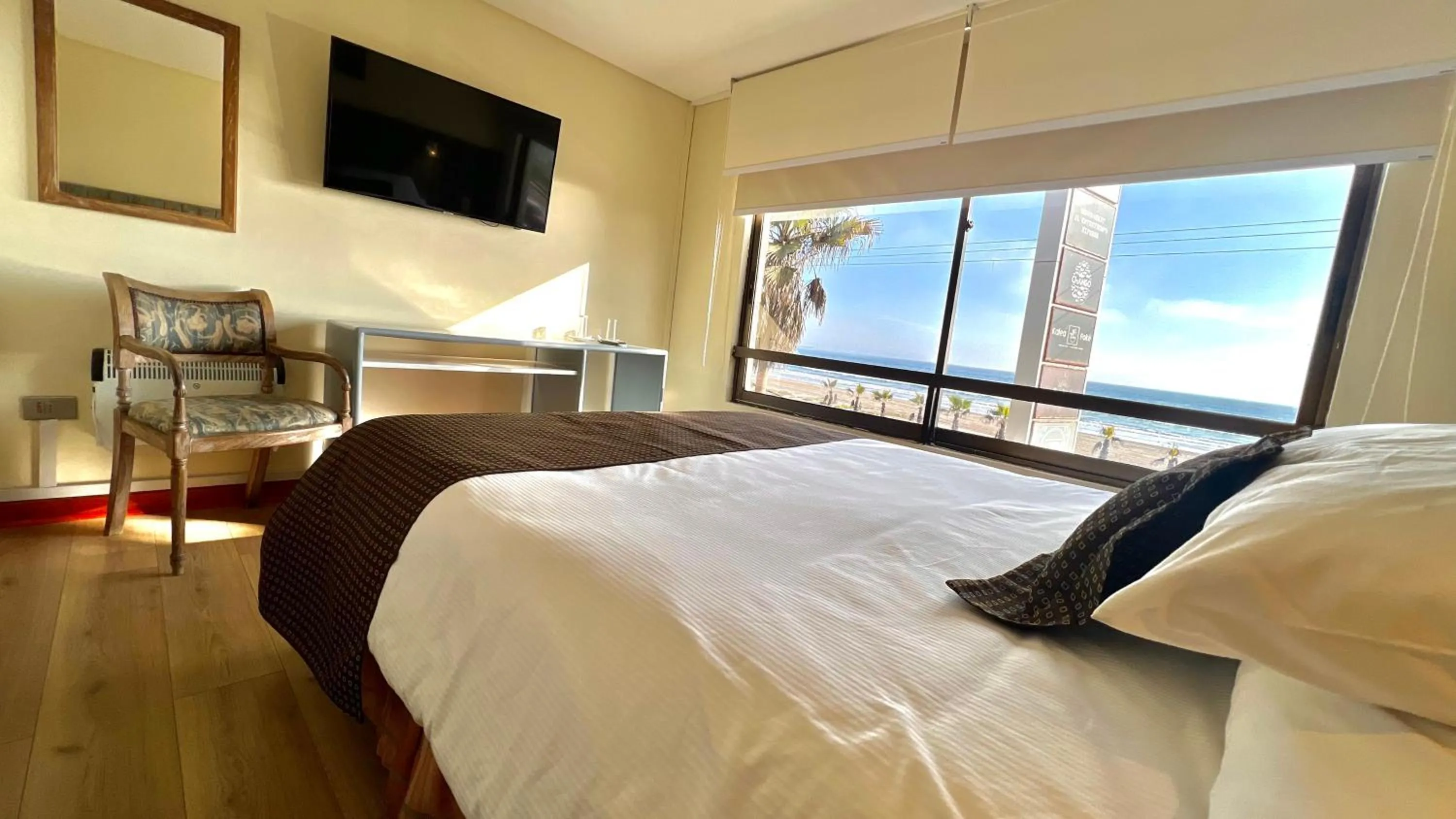 Sea view, Bed in Hotel Canto del Mar