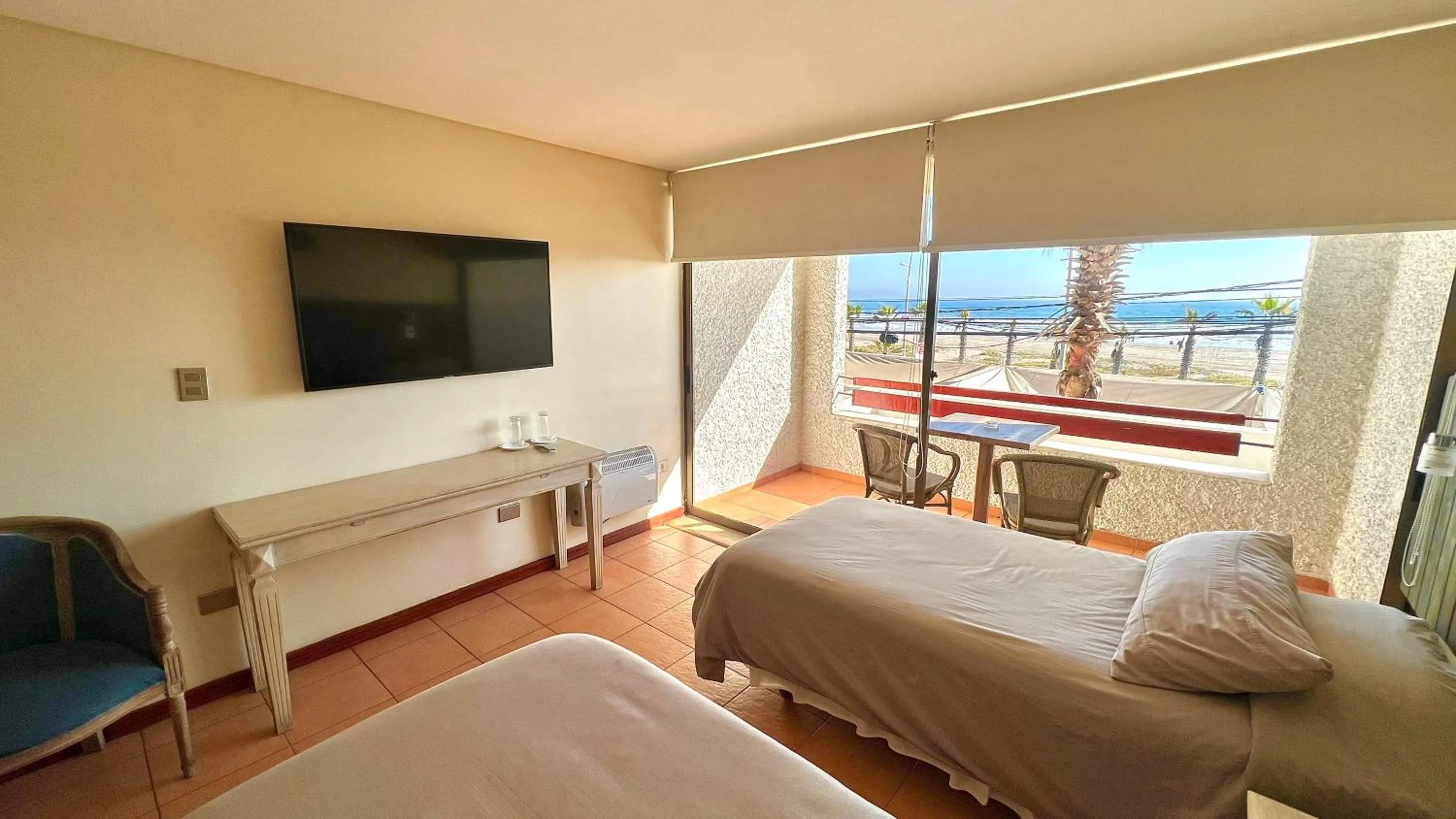 Photo of the whole room, Bed in Hotel Canto del Mar