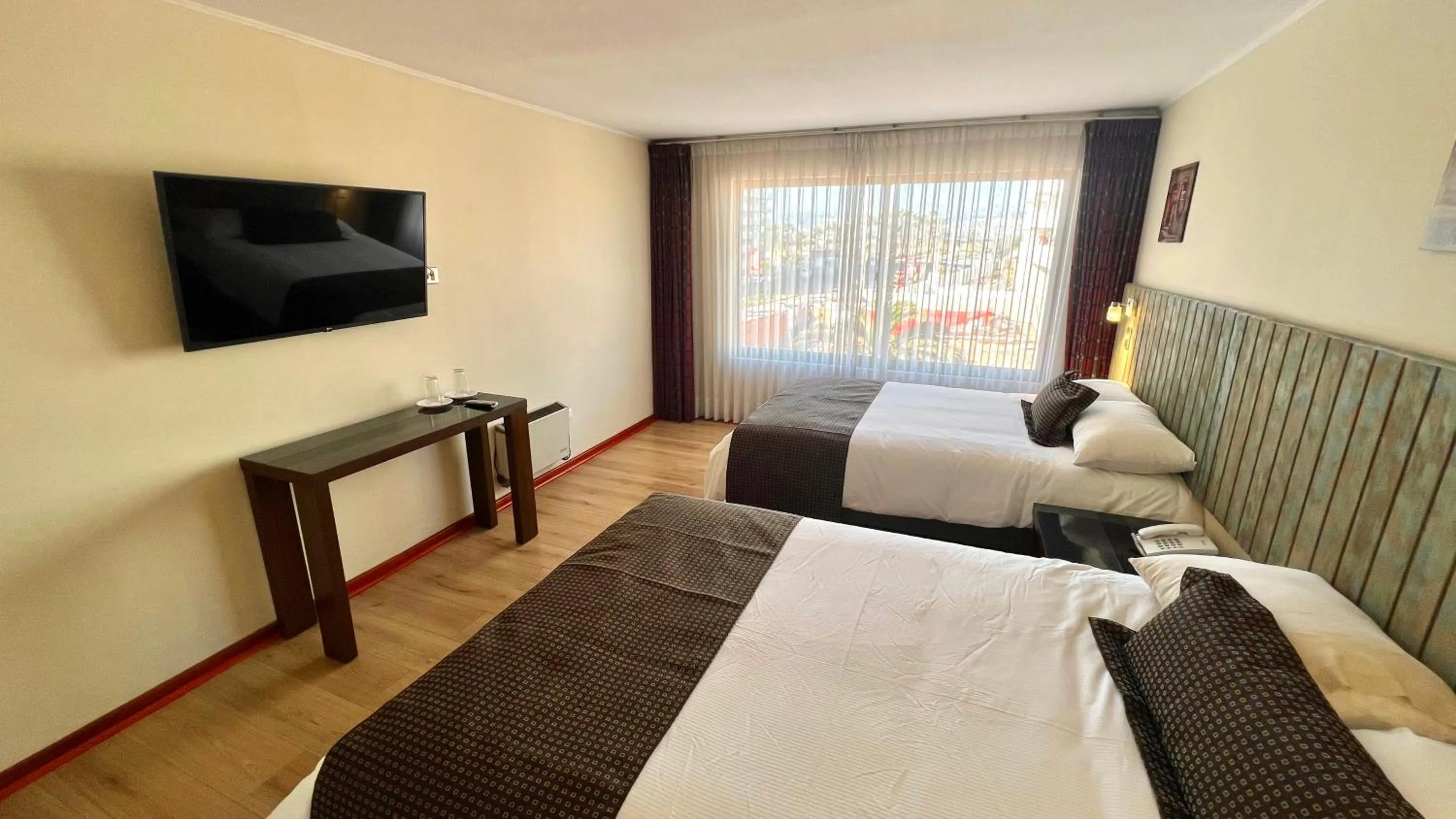 Photo of the whole room, Bed in Hotel Canto del Mar