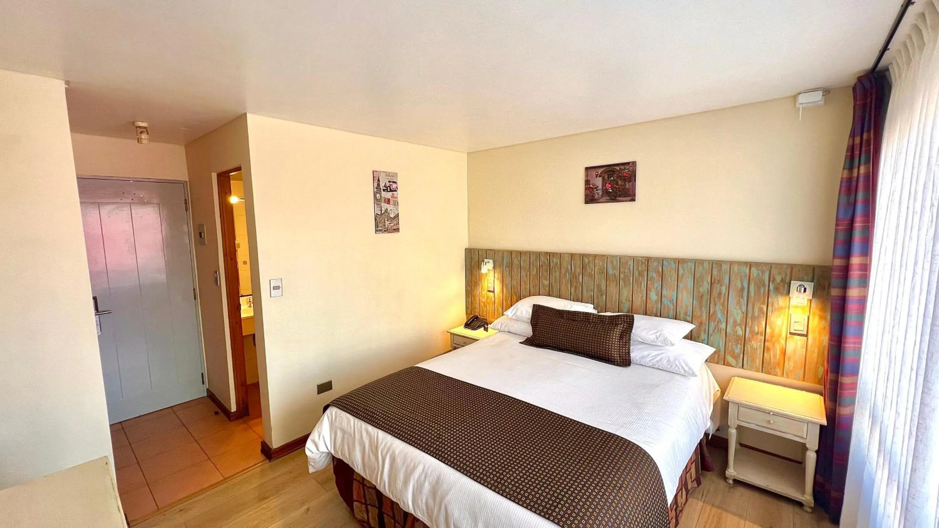 Photo of the whole room, Bed in Hotel Canto del Mar