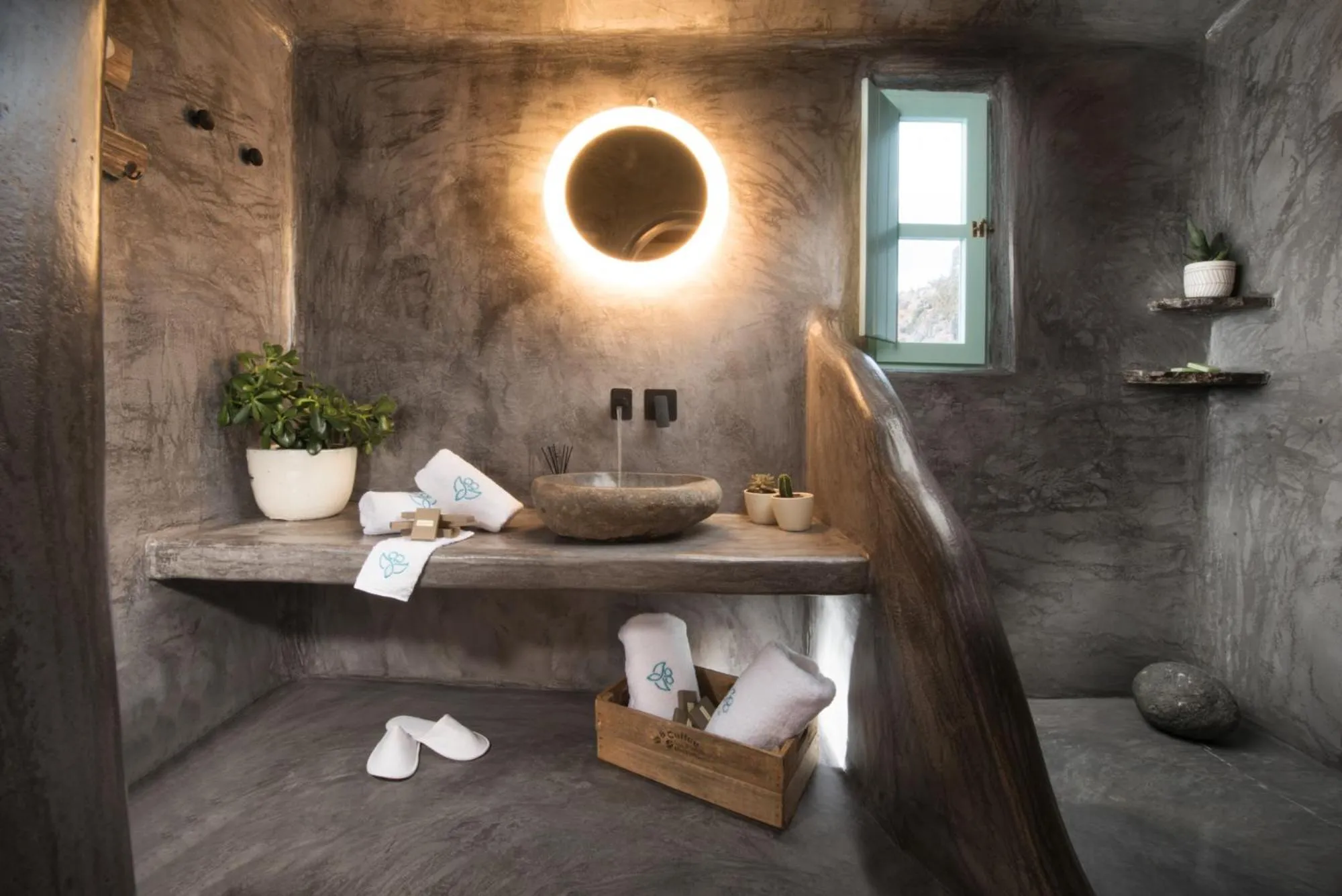 Shower in Sophia Boutique Hotel