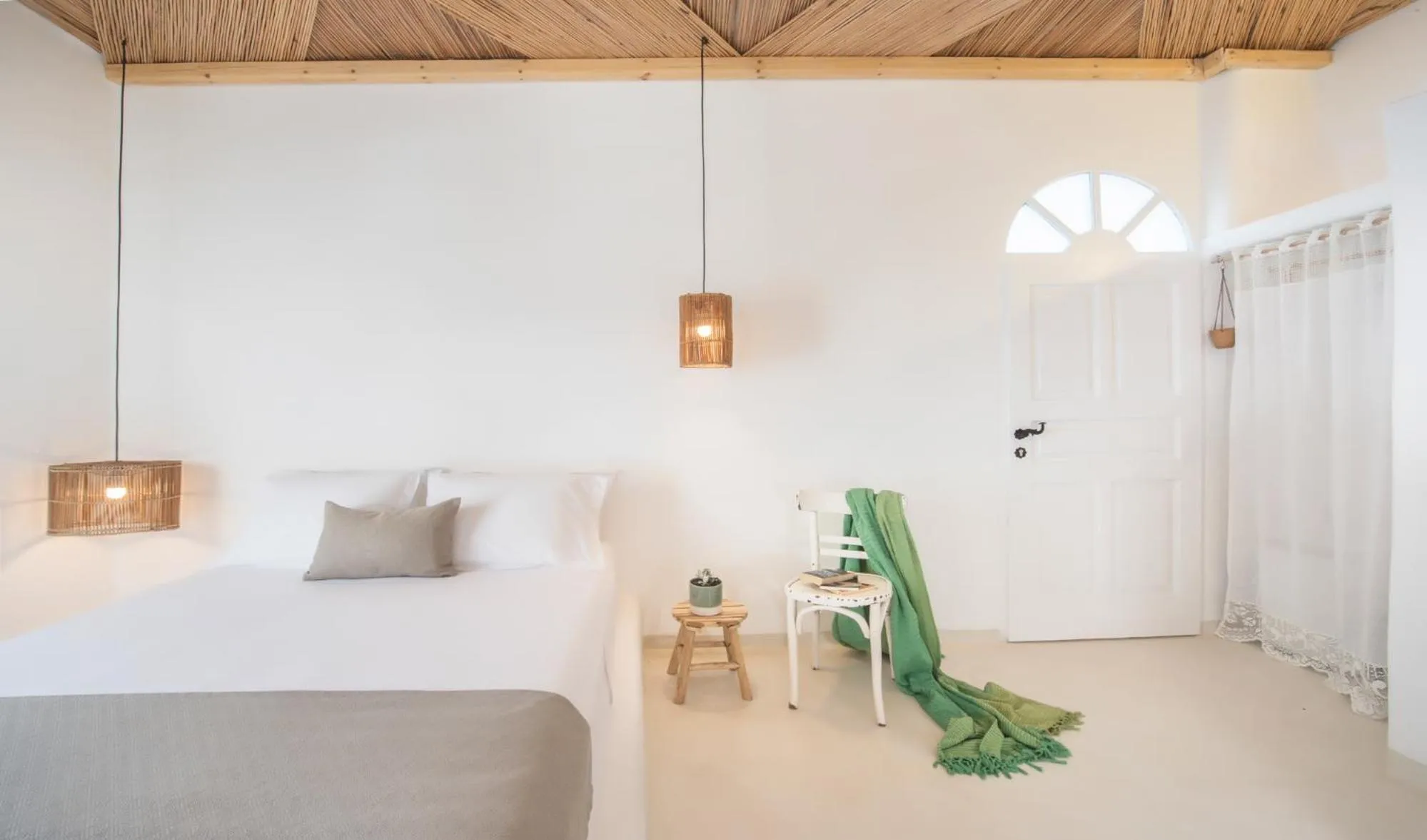 Photo of the whole room, Bed in Sophia Boutique Hotel