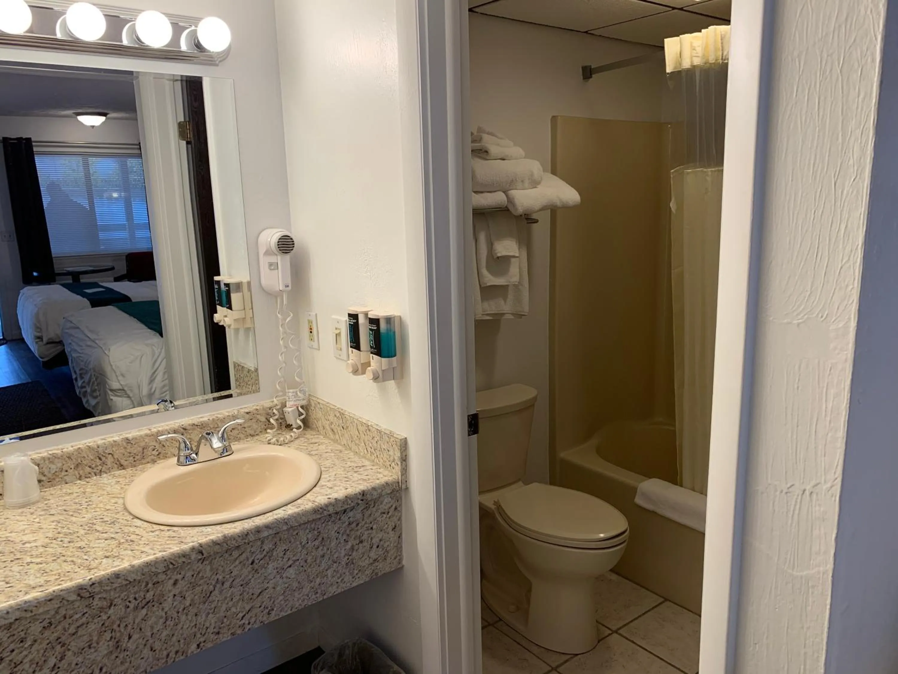 Baymont by Wyndham Petoskey