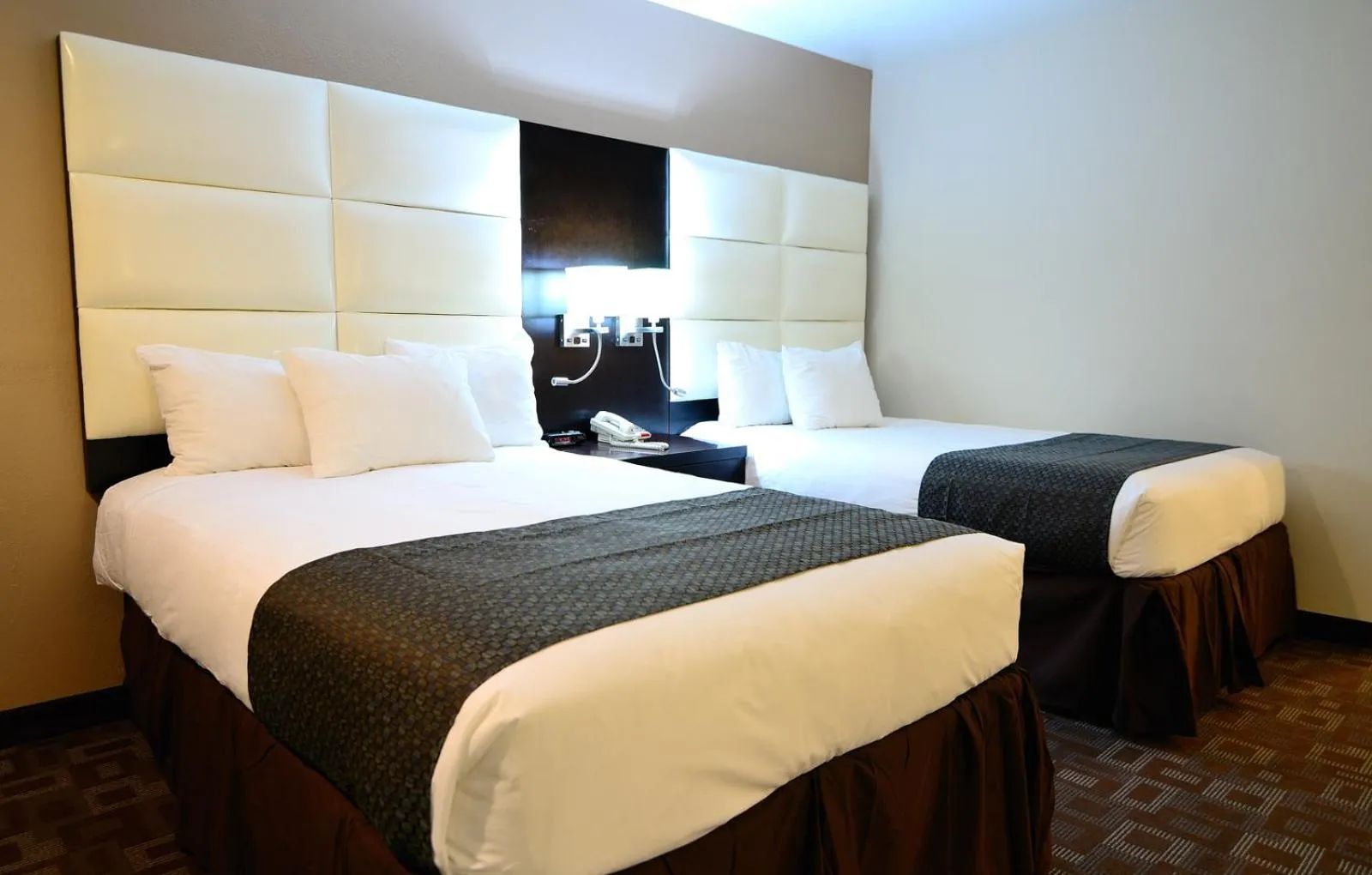 Bedroom, Bed in Days Inn by Wyndham Downey