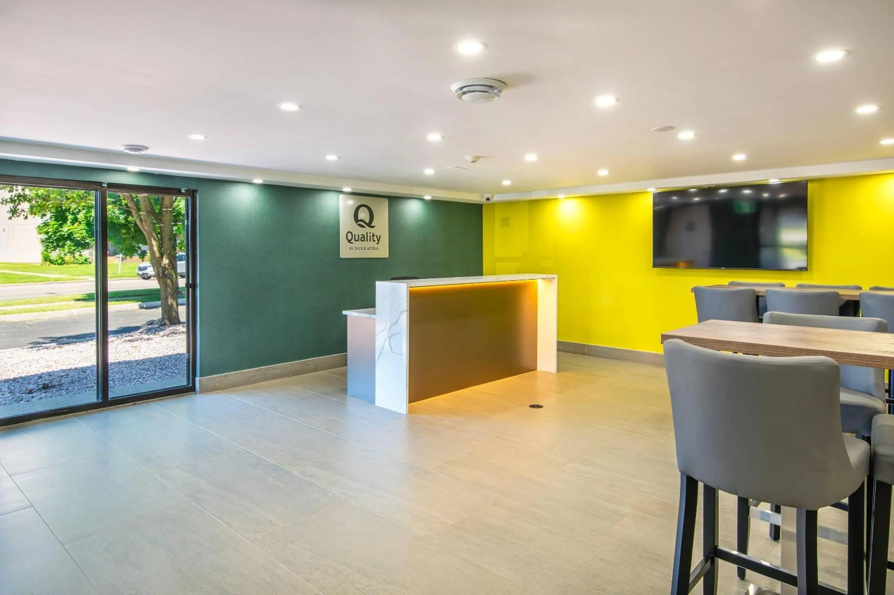 Lobby or reception in Quality Inn