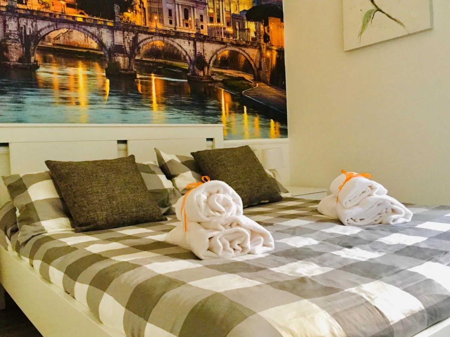 Decorative detail in Guest House Maria