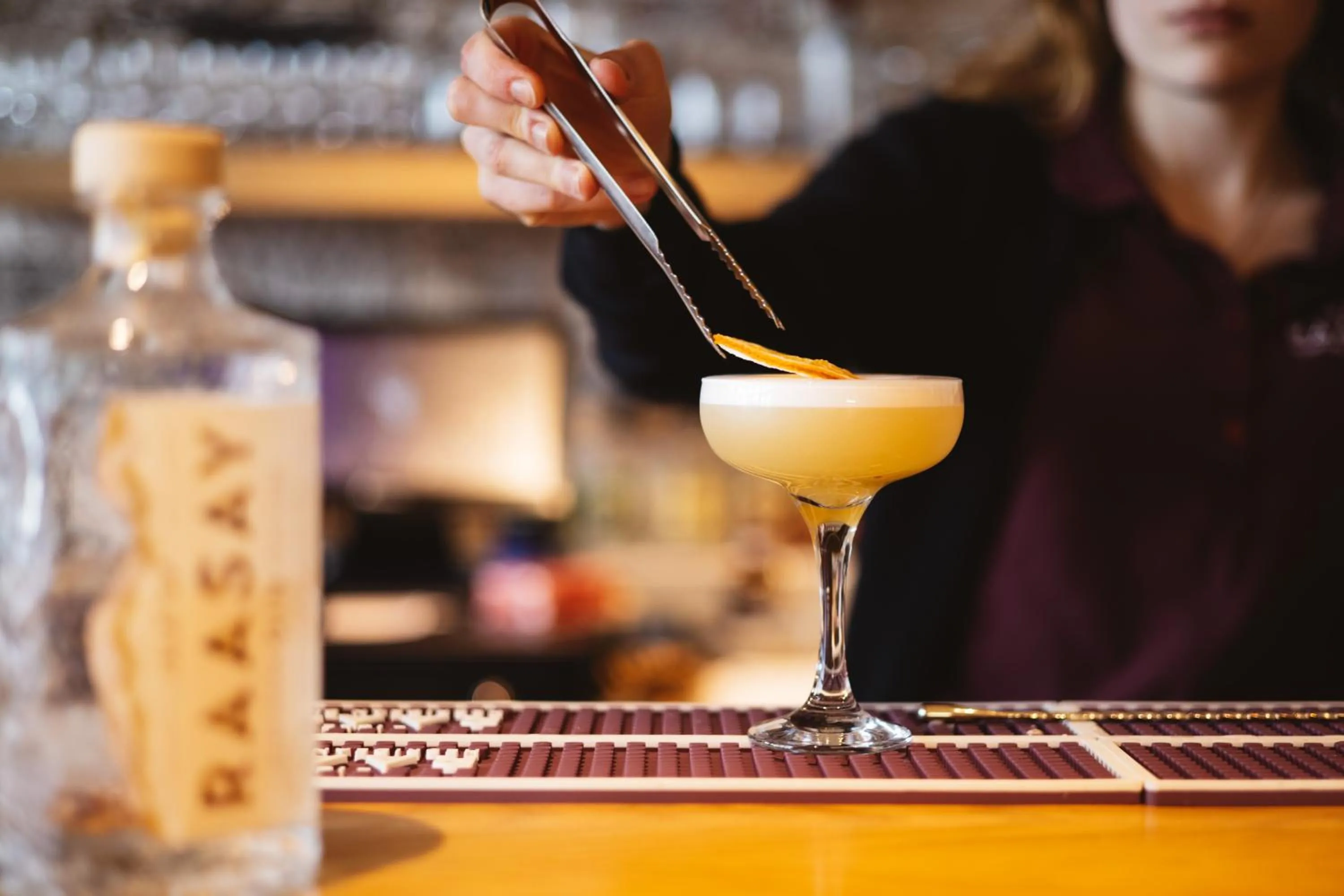 Lounge or bar in Isle of Raasay Distillery