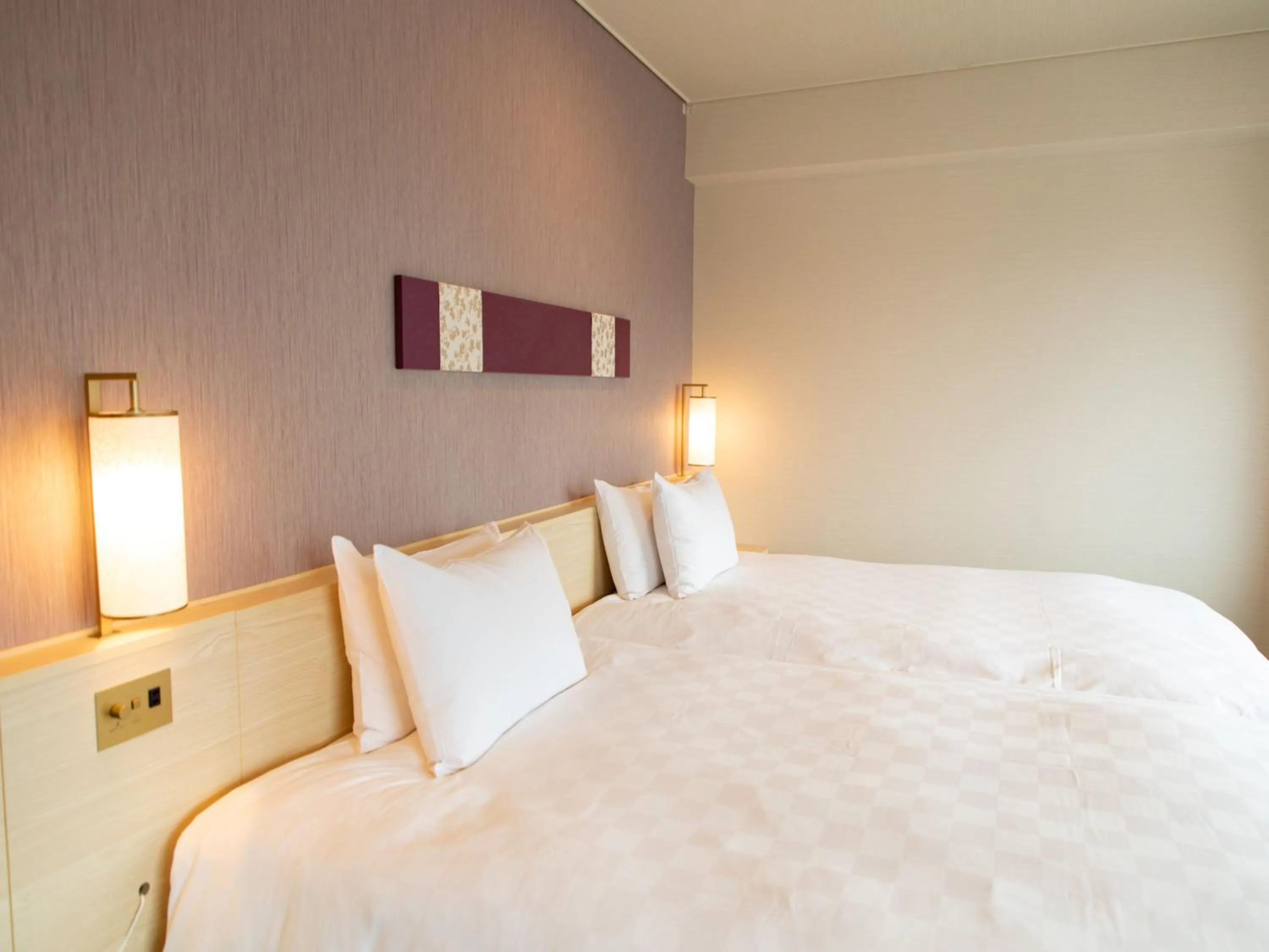 Bed in Shinjuku Prince Hotel