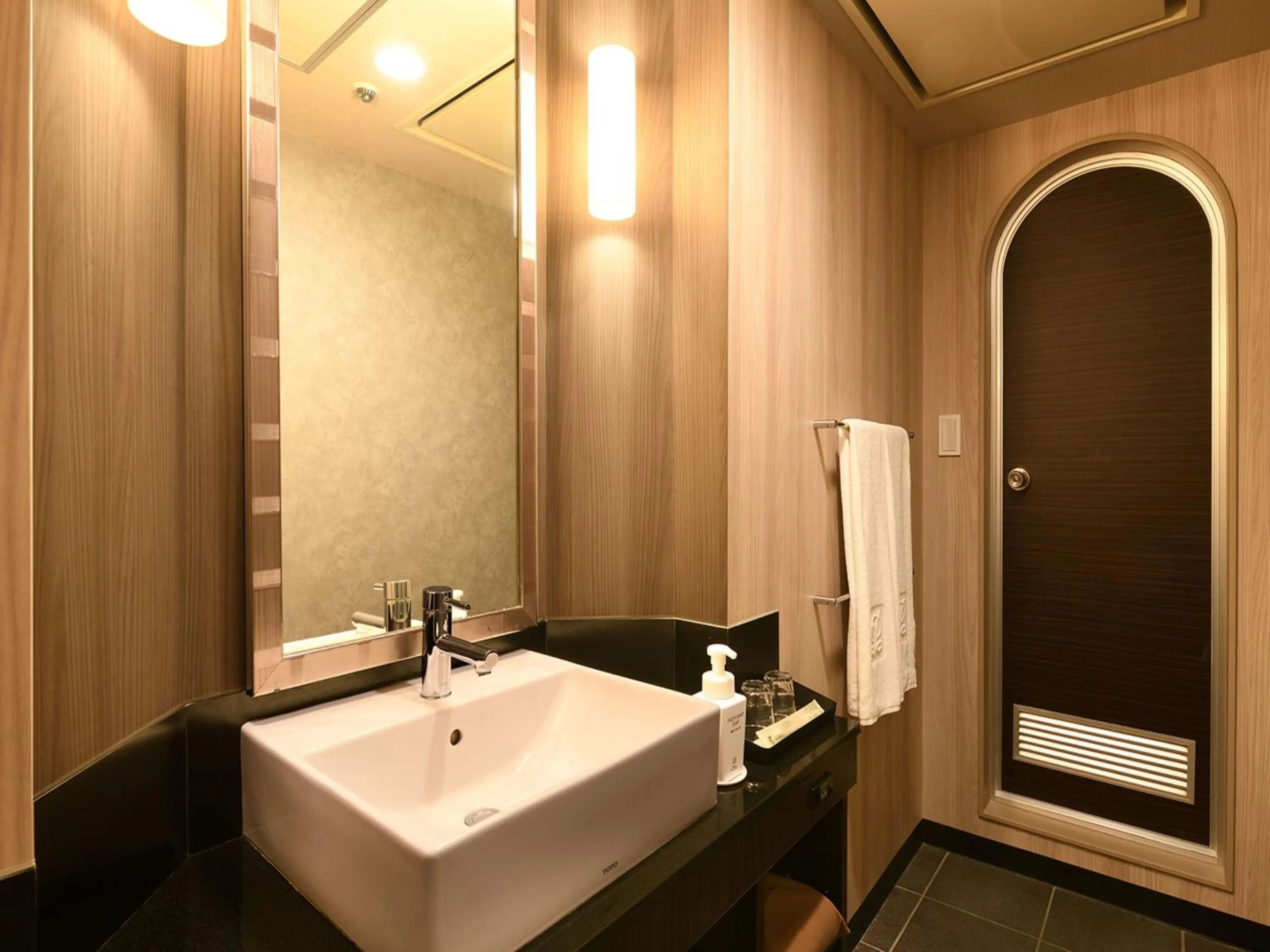 Photo of the whole room in Shinjuku Prince Hotel