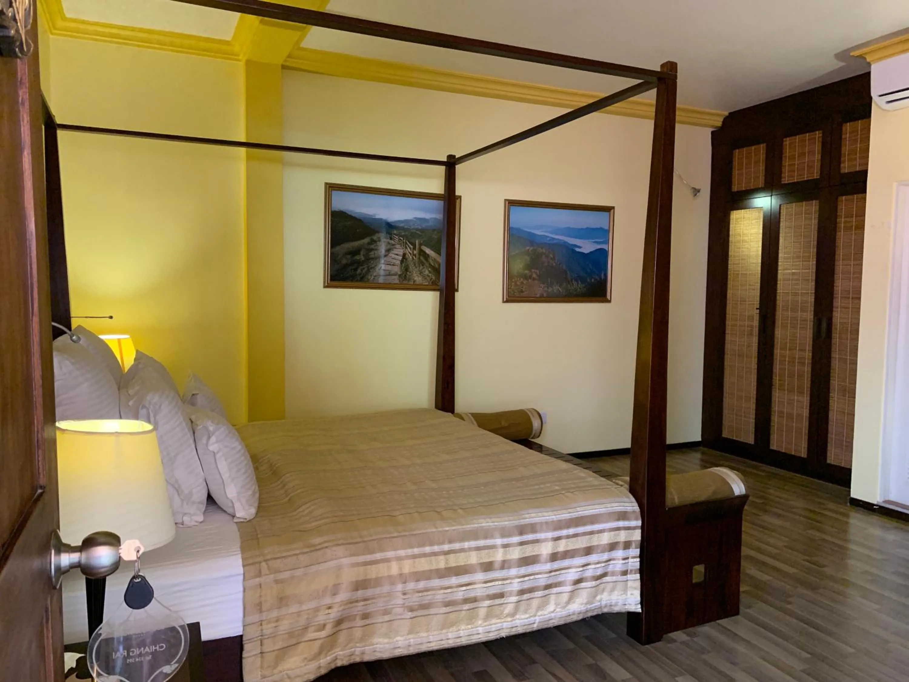 Bed in Sala Boutique Hotel