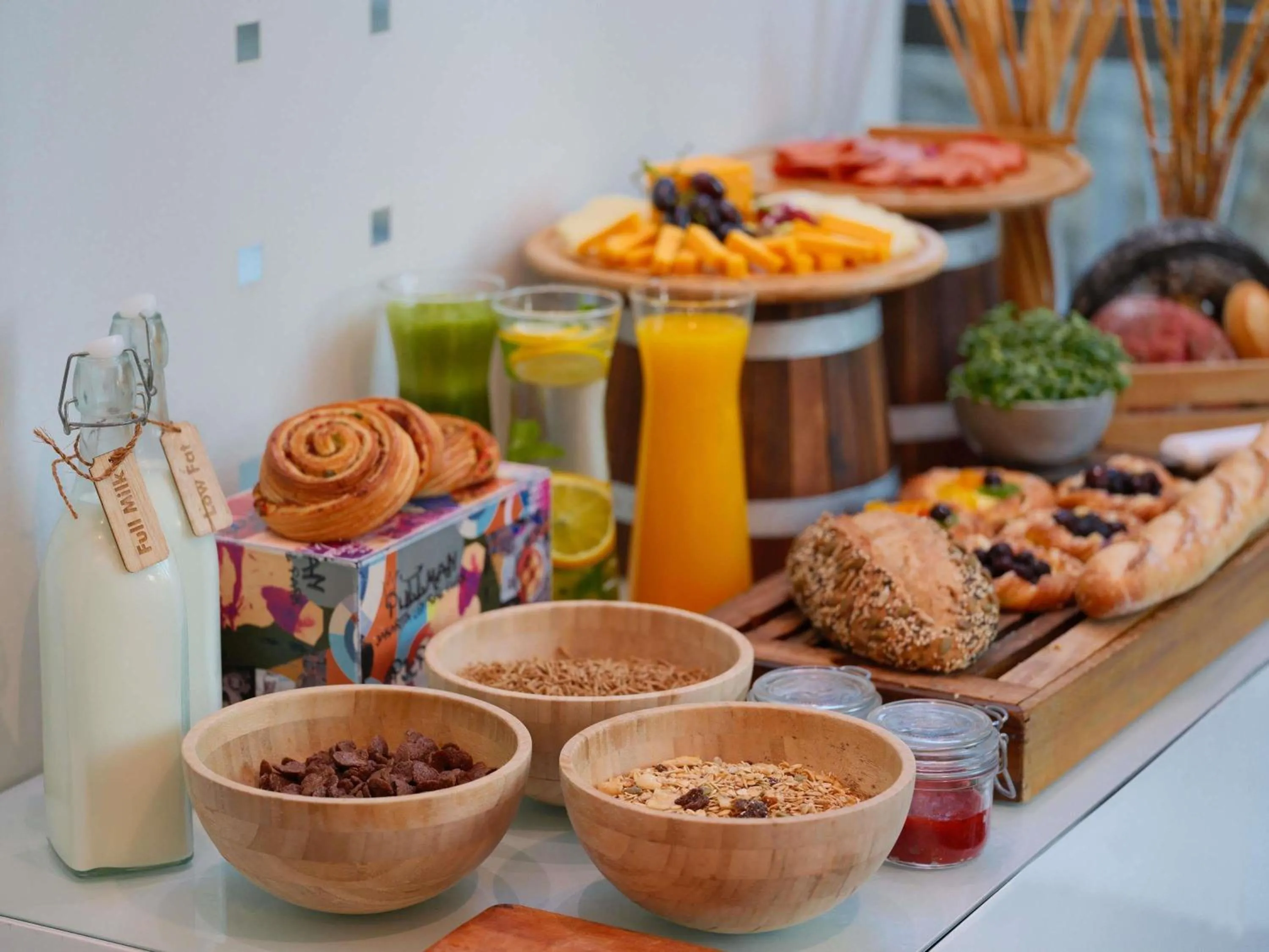 Restaurant/places to eat in Pullman Jakarta Central Park