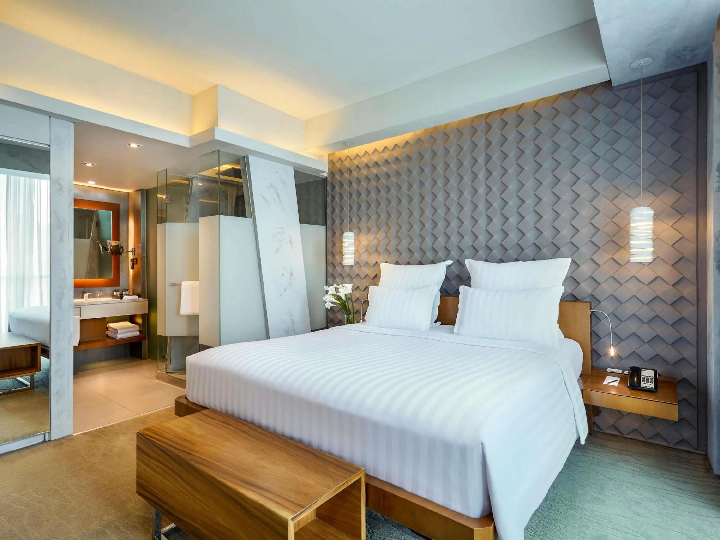 Bedroom, Bed in Pullman Jakarta Central Park