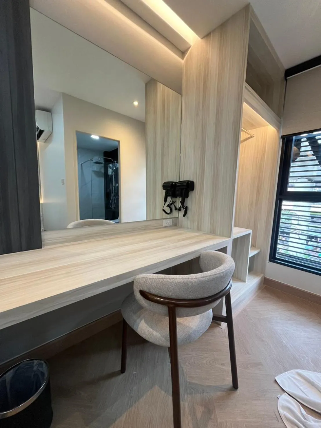 Seating area in Bed by Tha-Pra SHA Plus