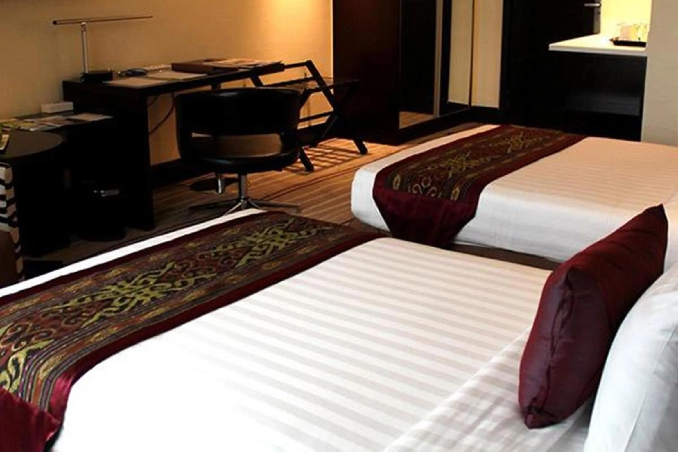 Bed in Ming Garden Hotel & Residences