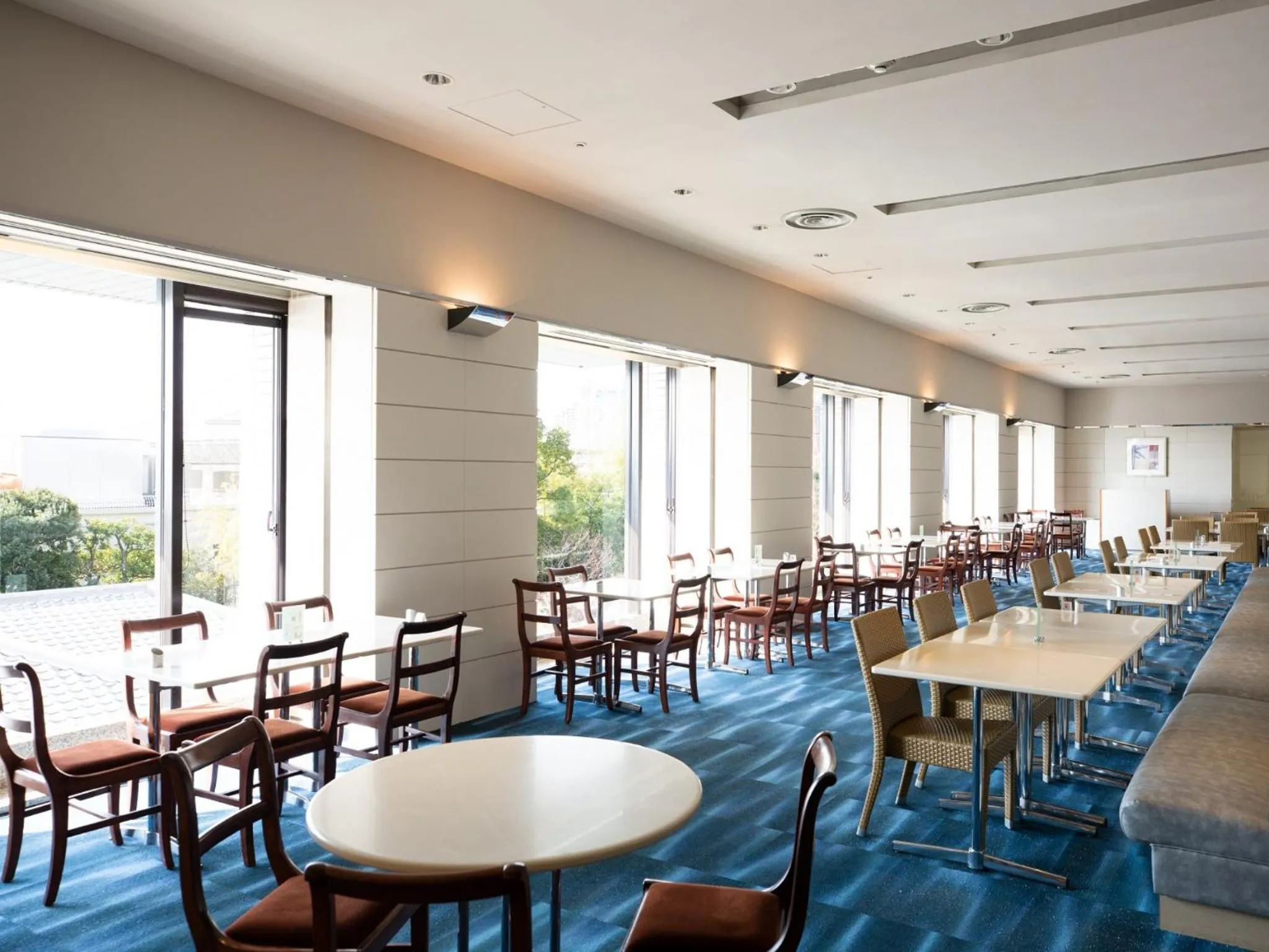 Restaurant/places to eat in Hotel Okura Kobe