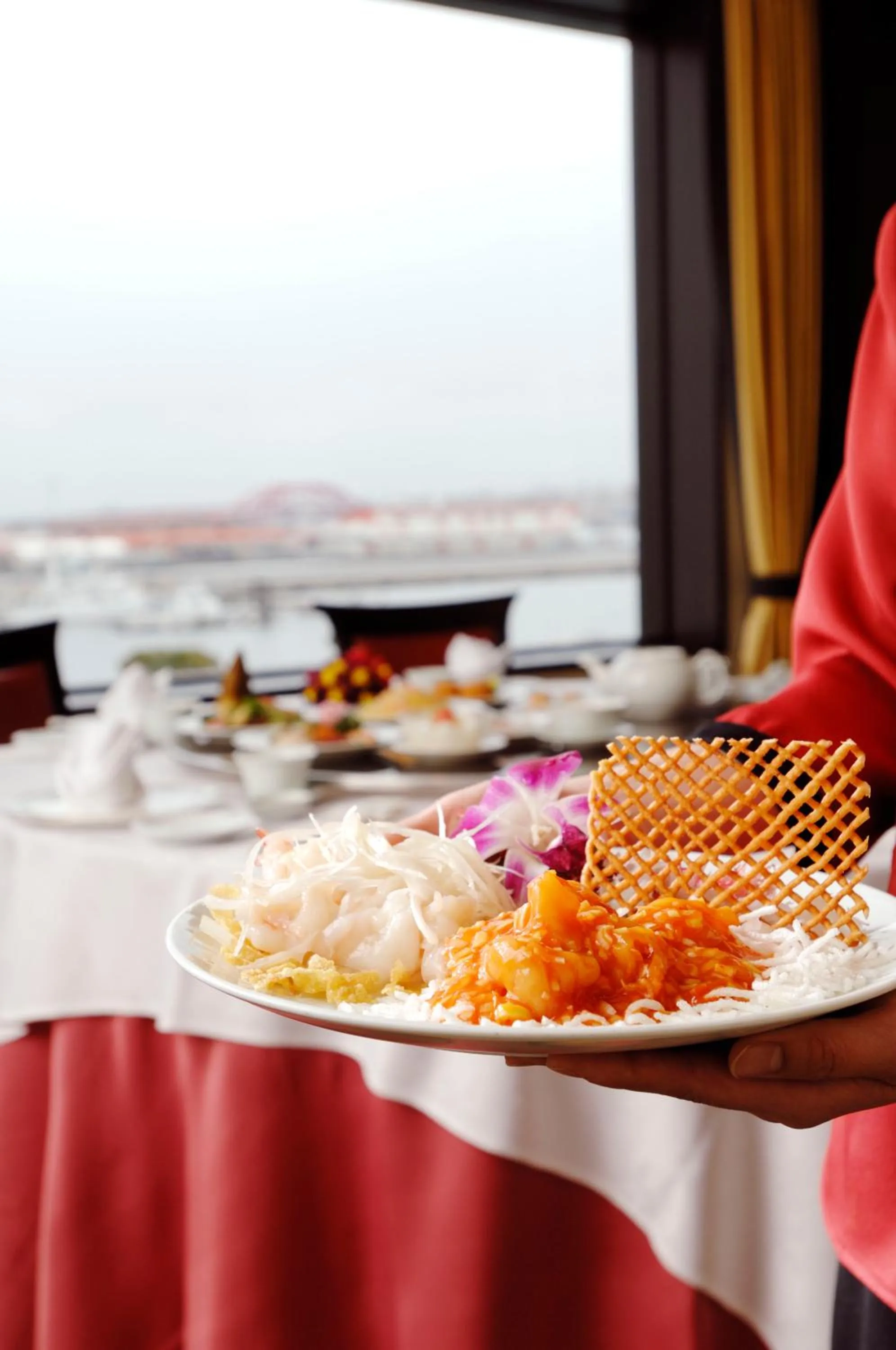 Restaurant/places to eat in Hotel Okura Kobe