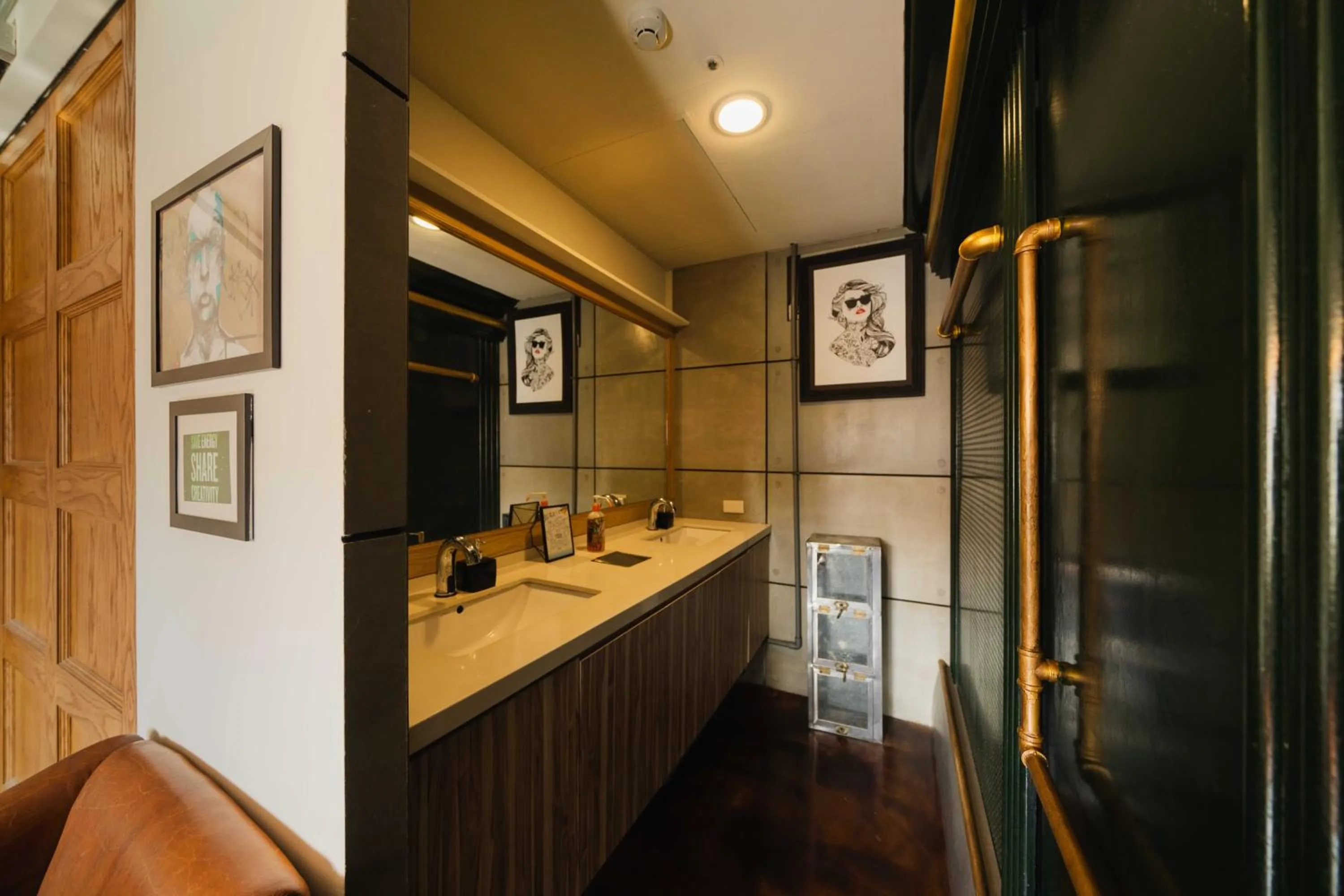 On site in SWIIO Hotel Ximending