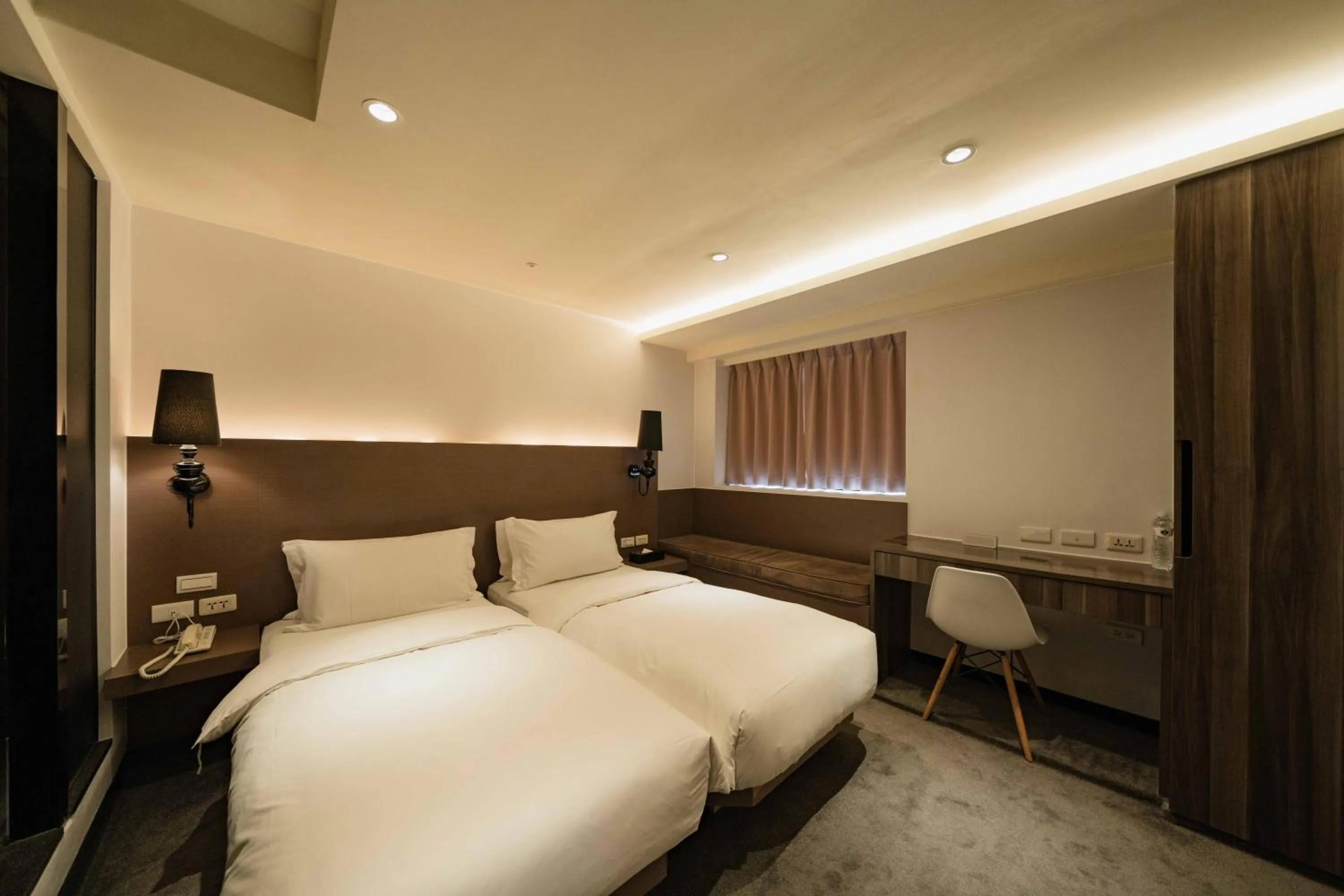 Photo of the whole room, Bed in SWIIO Hotel Ximending