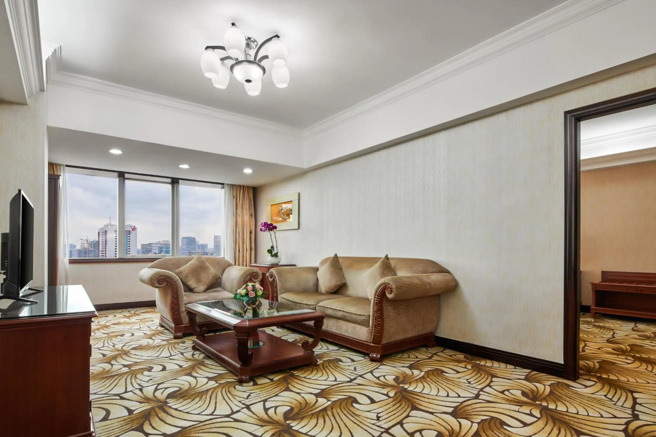 Coffee/tea facilities, Seating Area in Hotel Canton