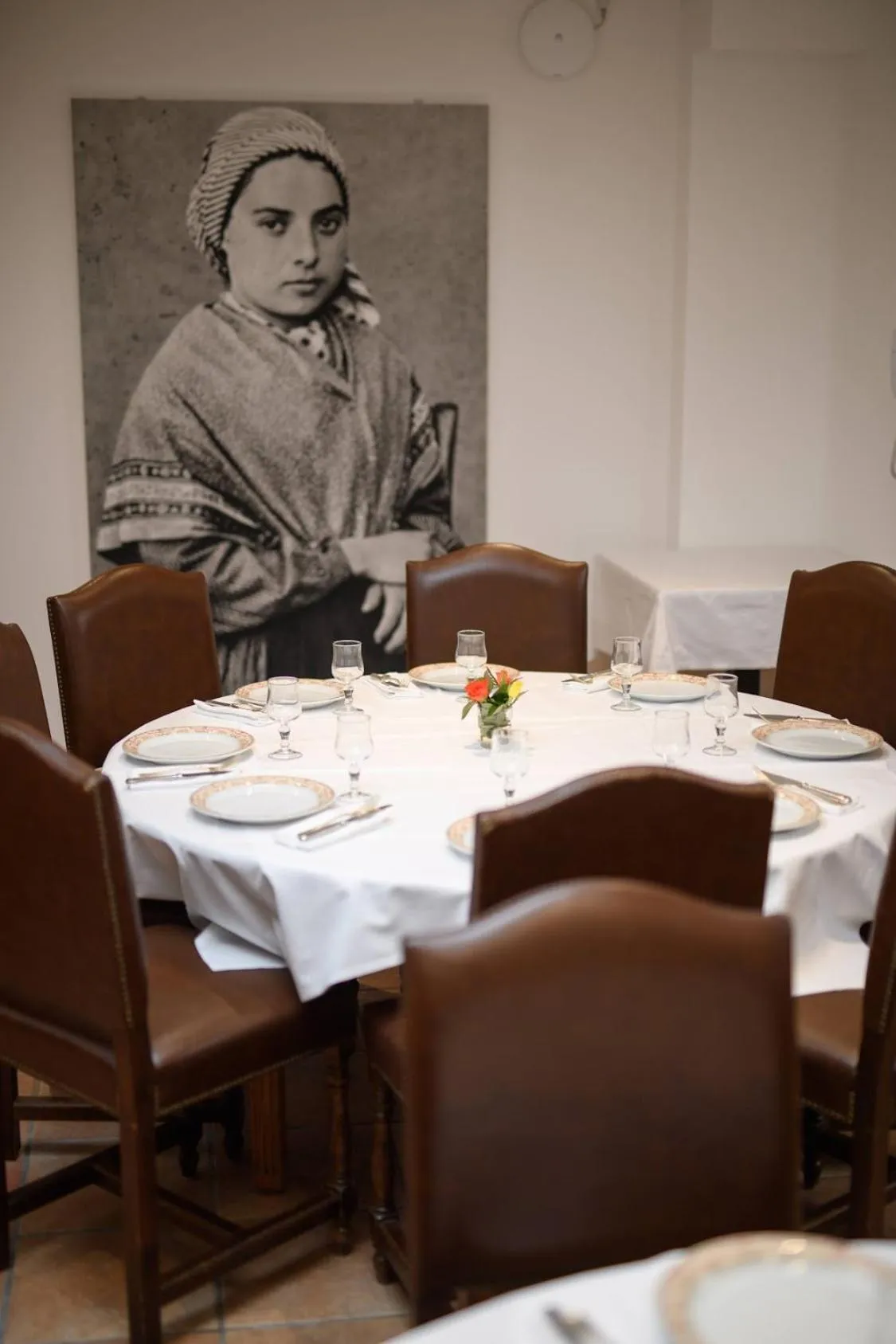 Restaurant/places to eat in Grand Hôtel d'Espagne