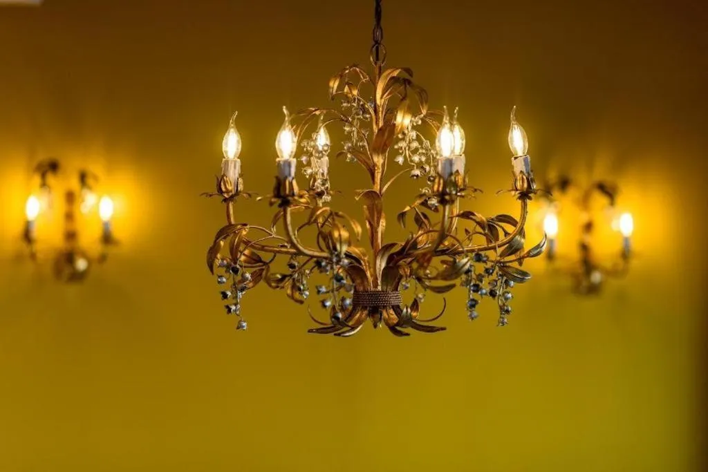 Property building in Grand Hôtel d'Espagne