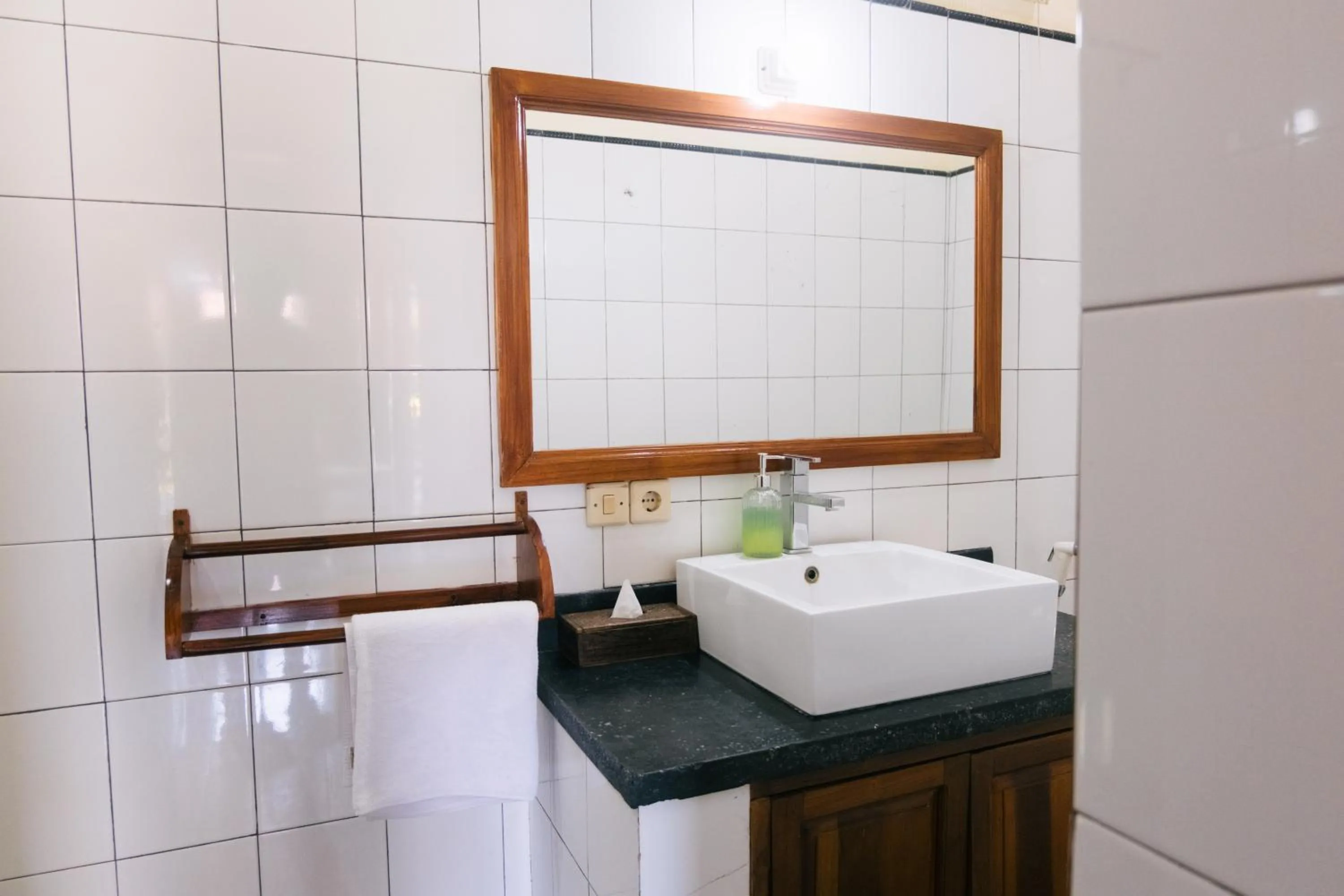 Bathroom in New Starlight Hotel Lovina