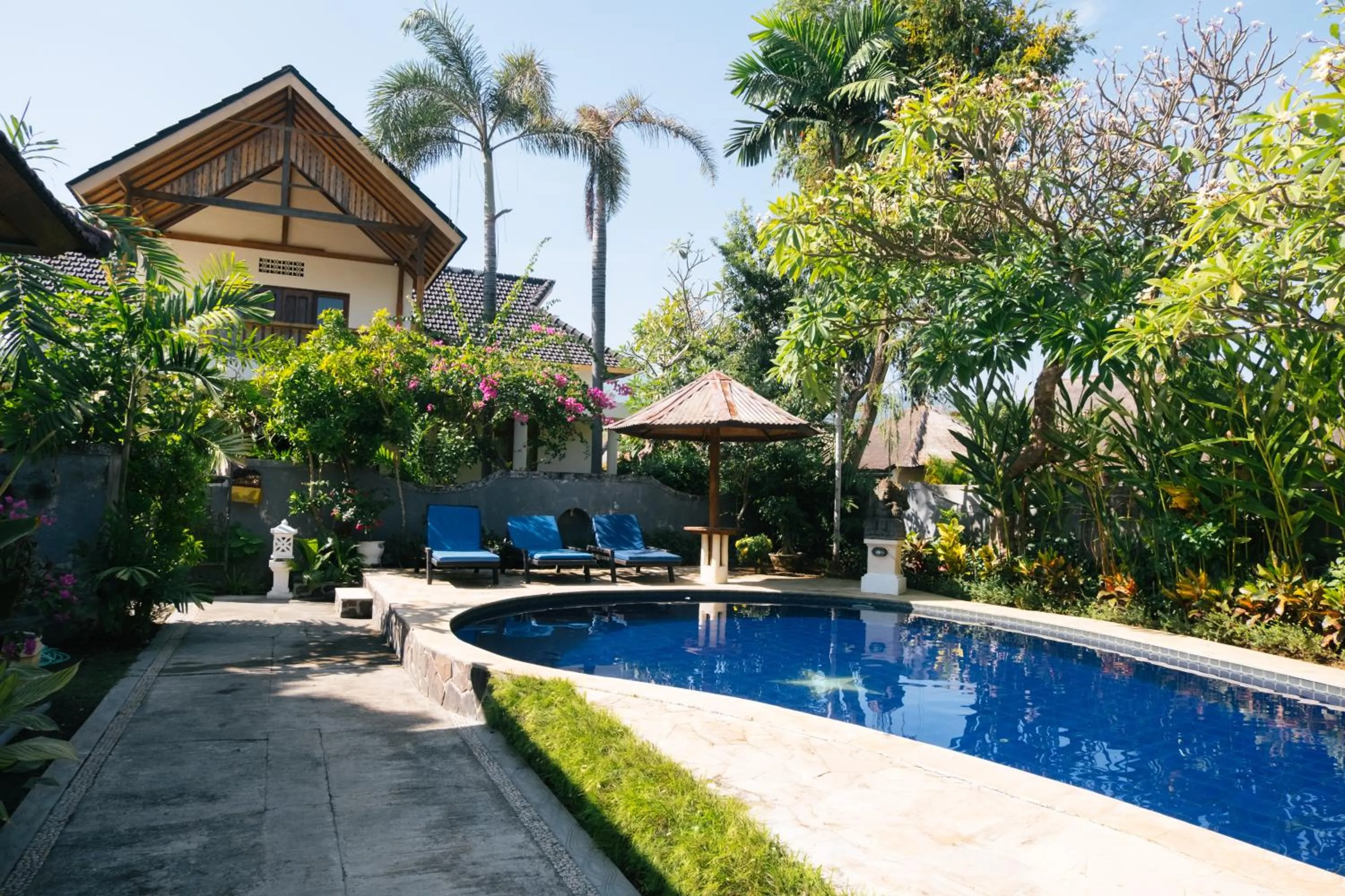 Property building in New Starlight Hotel Lovina