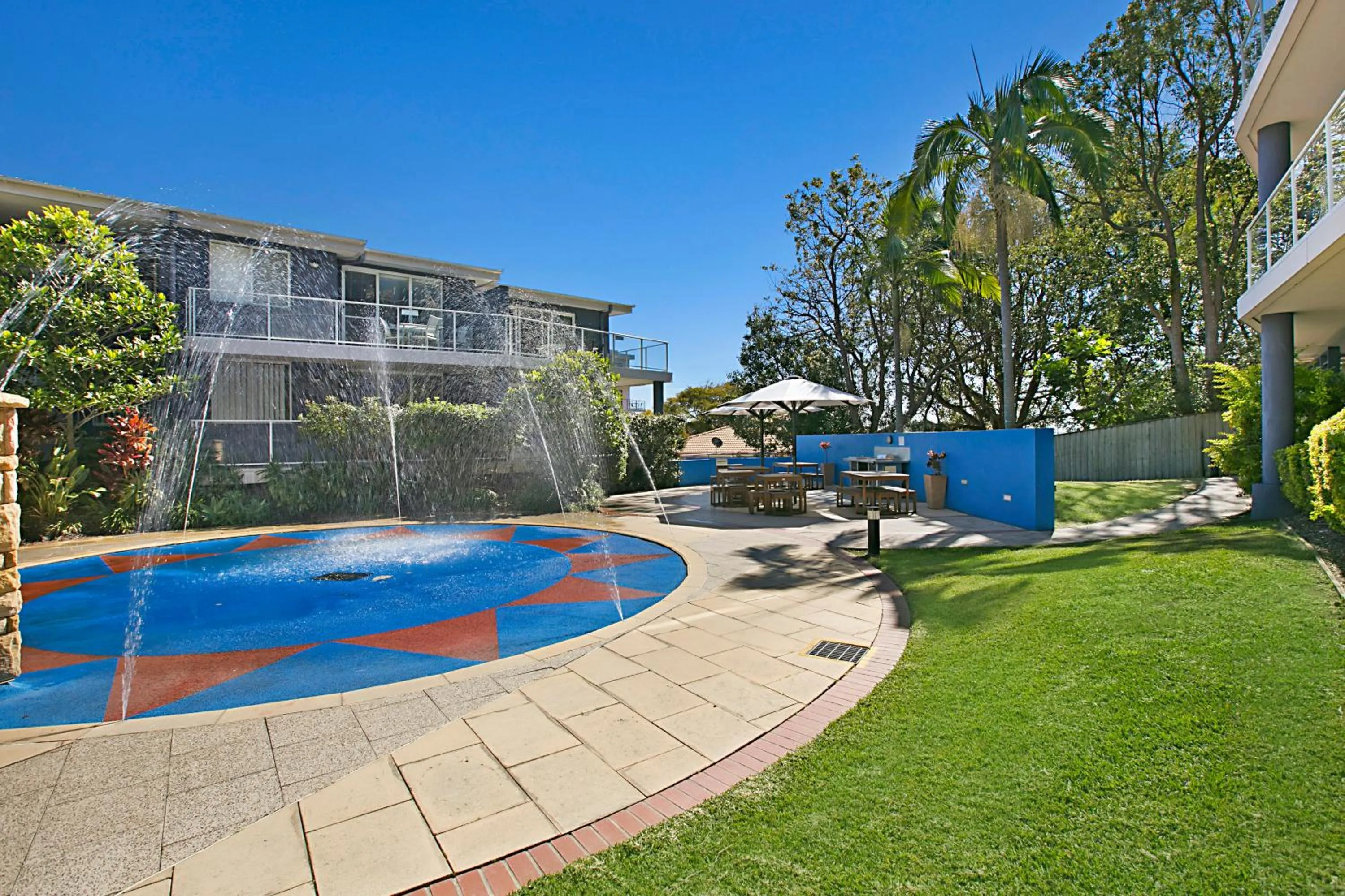Swimming pool in Mantra Nelson Bay