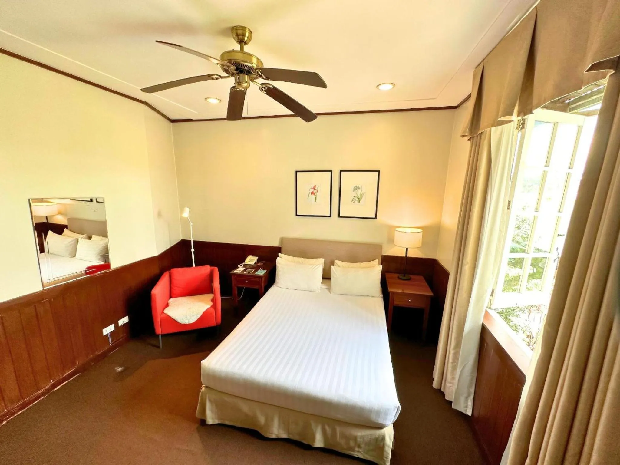 Bed in Casa Vallejo Hotel Baguio