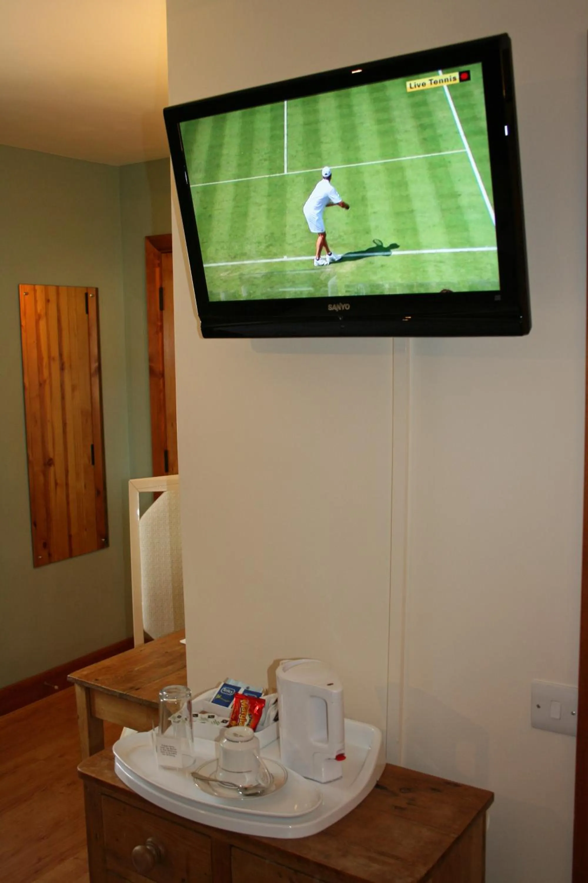Coffee/tea facilities in Upper Neatham Mill