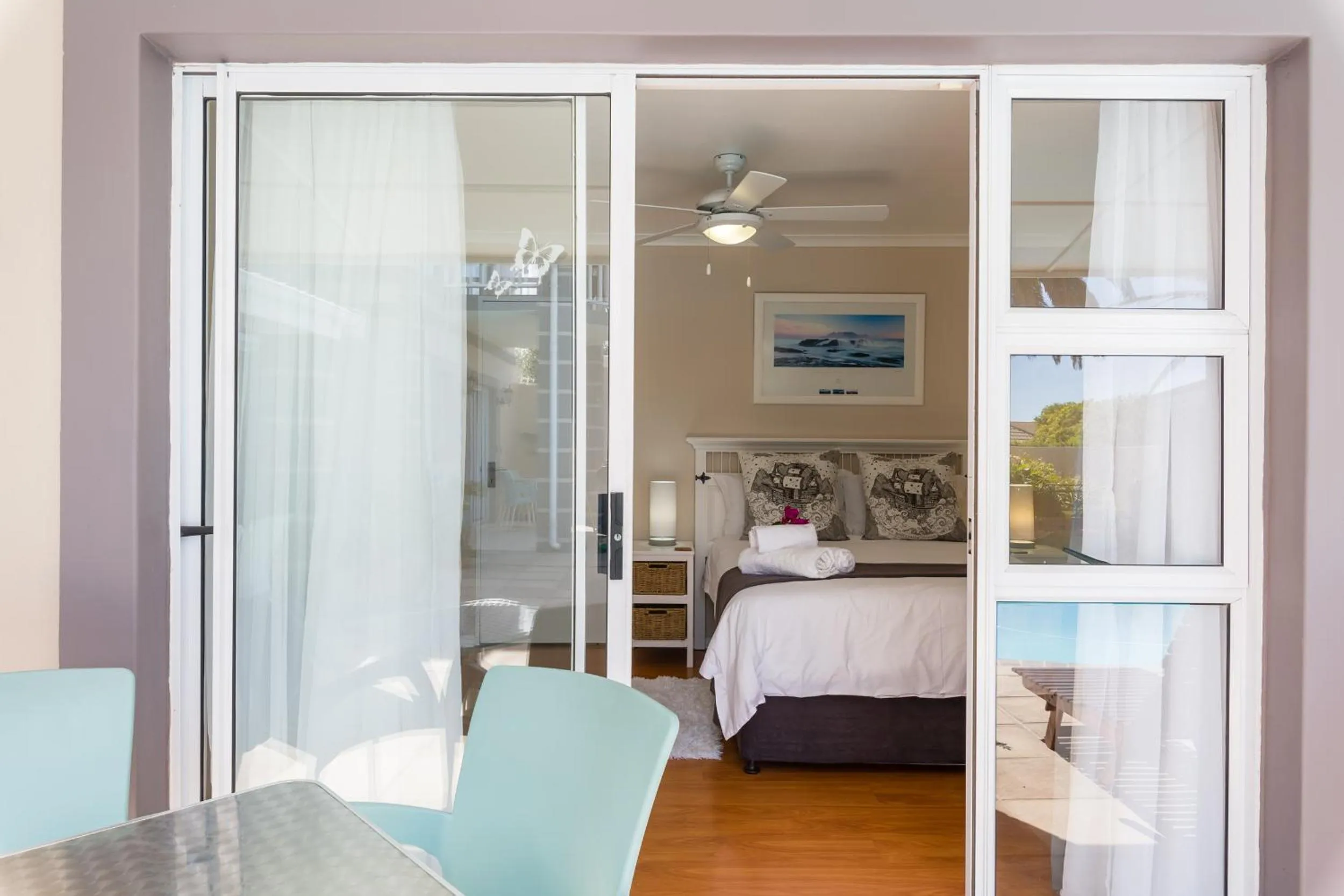 Seating area, Bed in Atlantic Beach Villa