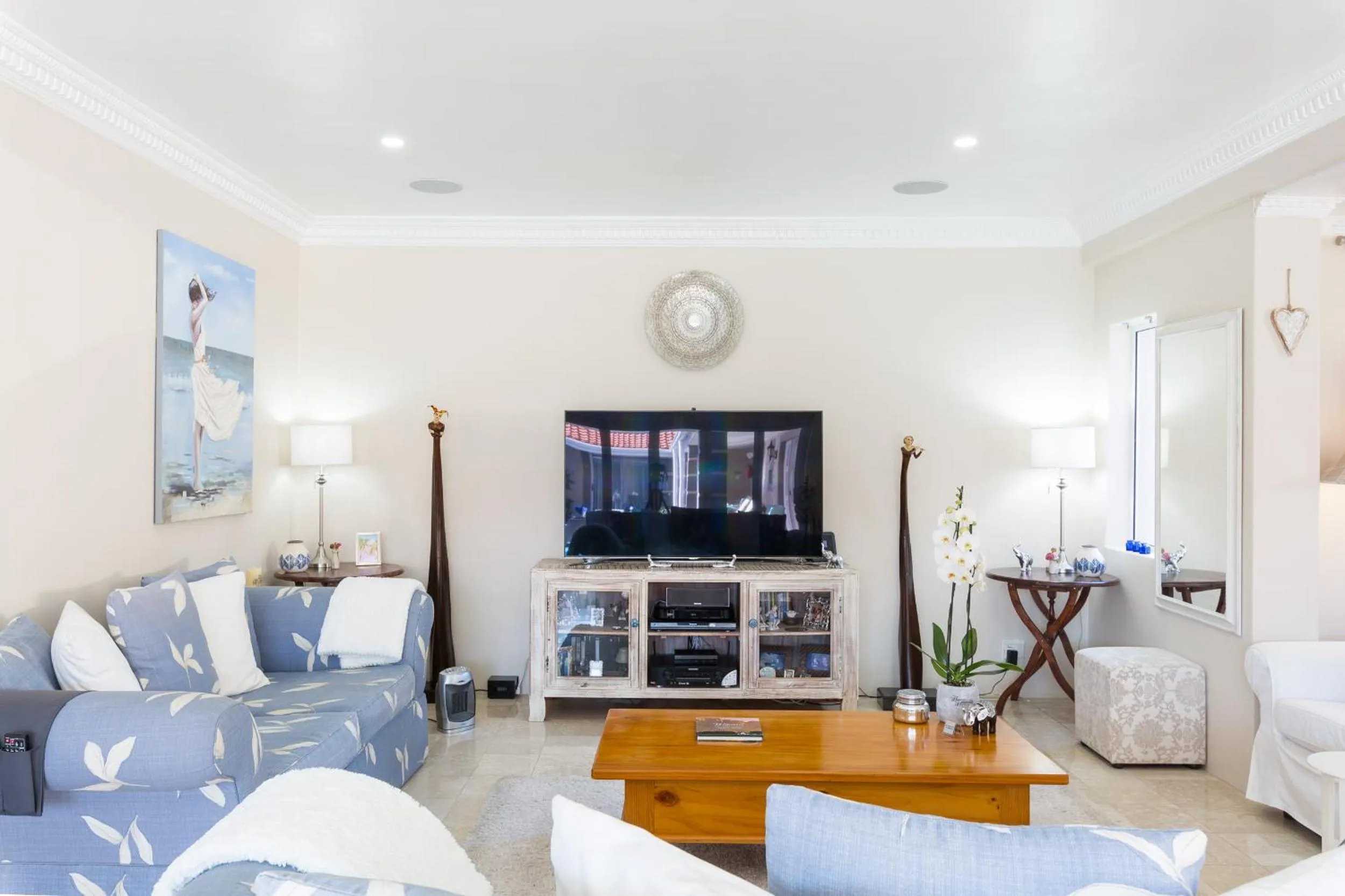 Lounge or bar in Atlantic Beach Villa