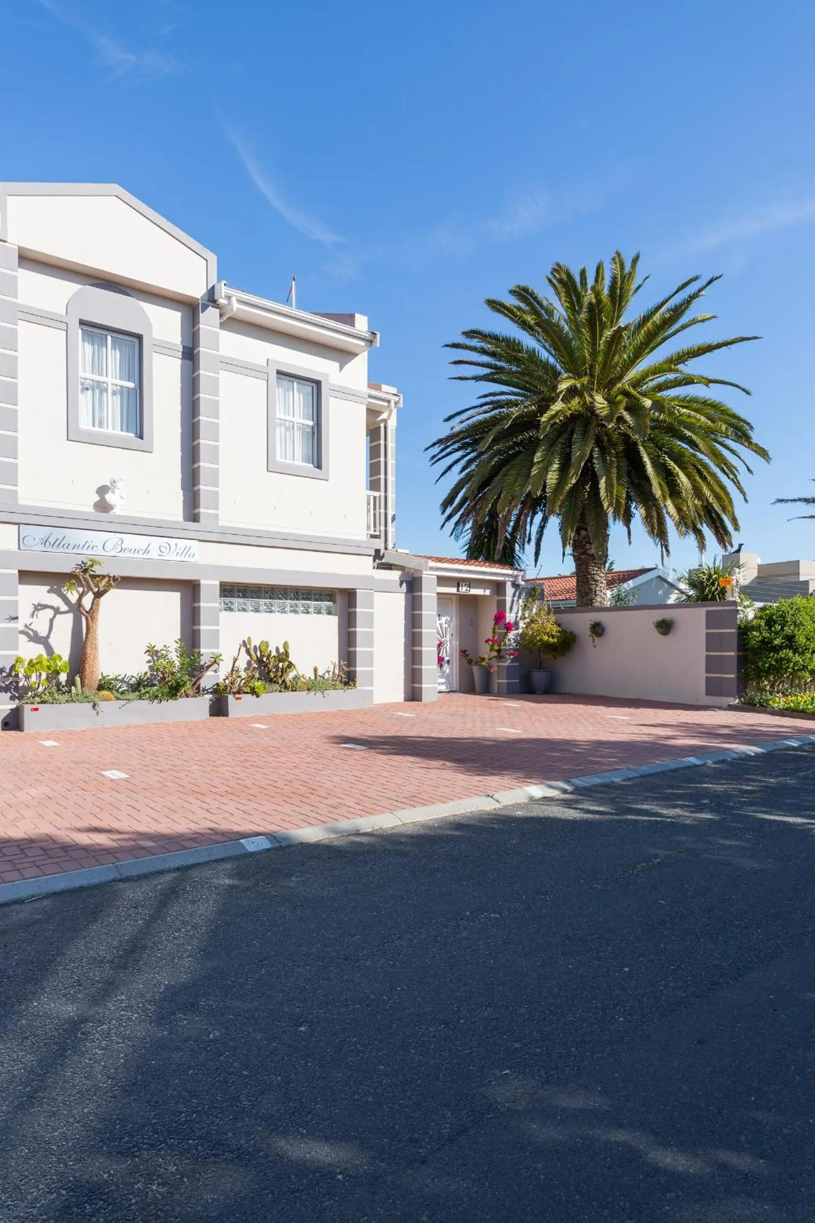 Facade/entrance in Atlantic Beach Villa