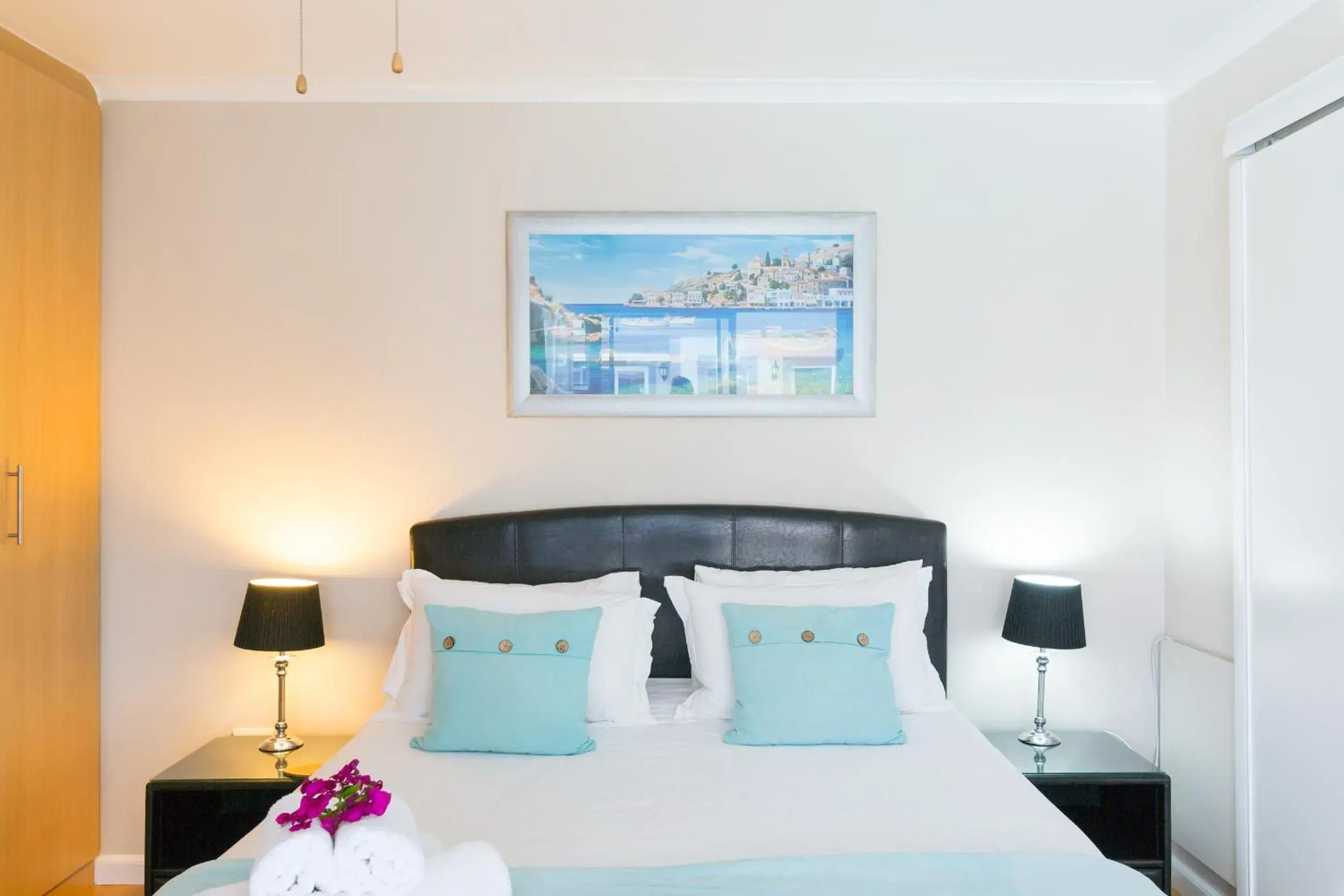 Double Room with Pool View - single occupancy in Atlantic Beach Villa Double Room with Pool View - single occupancy in Atlantic Beach Villa