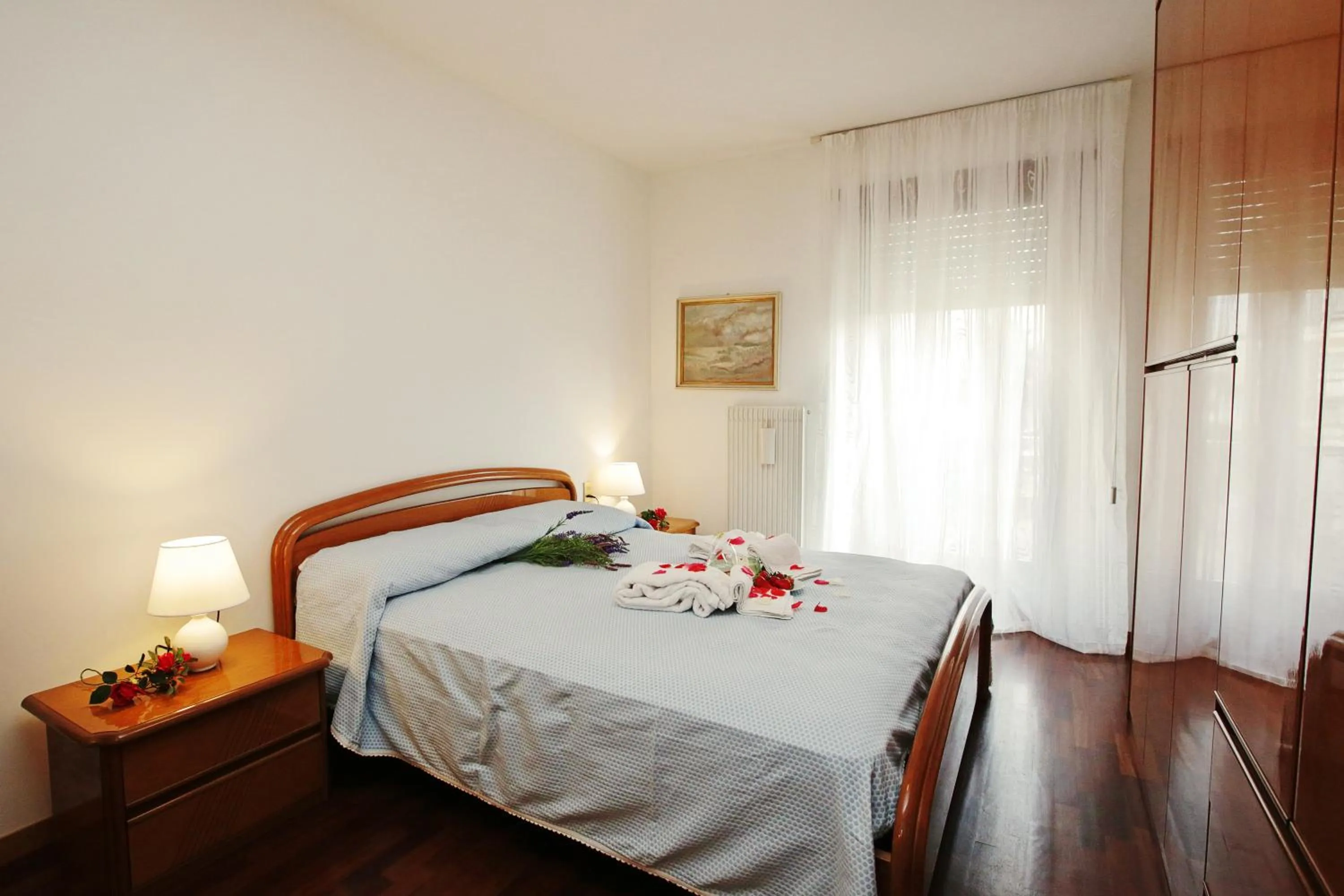 Bedroom, Bed in Appartamento Emma - Happy Rentals