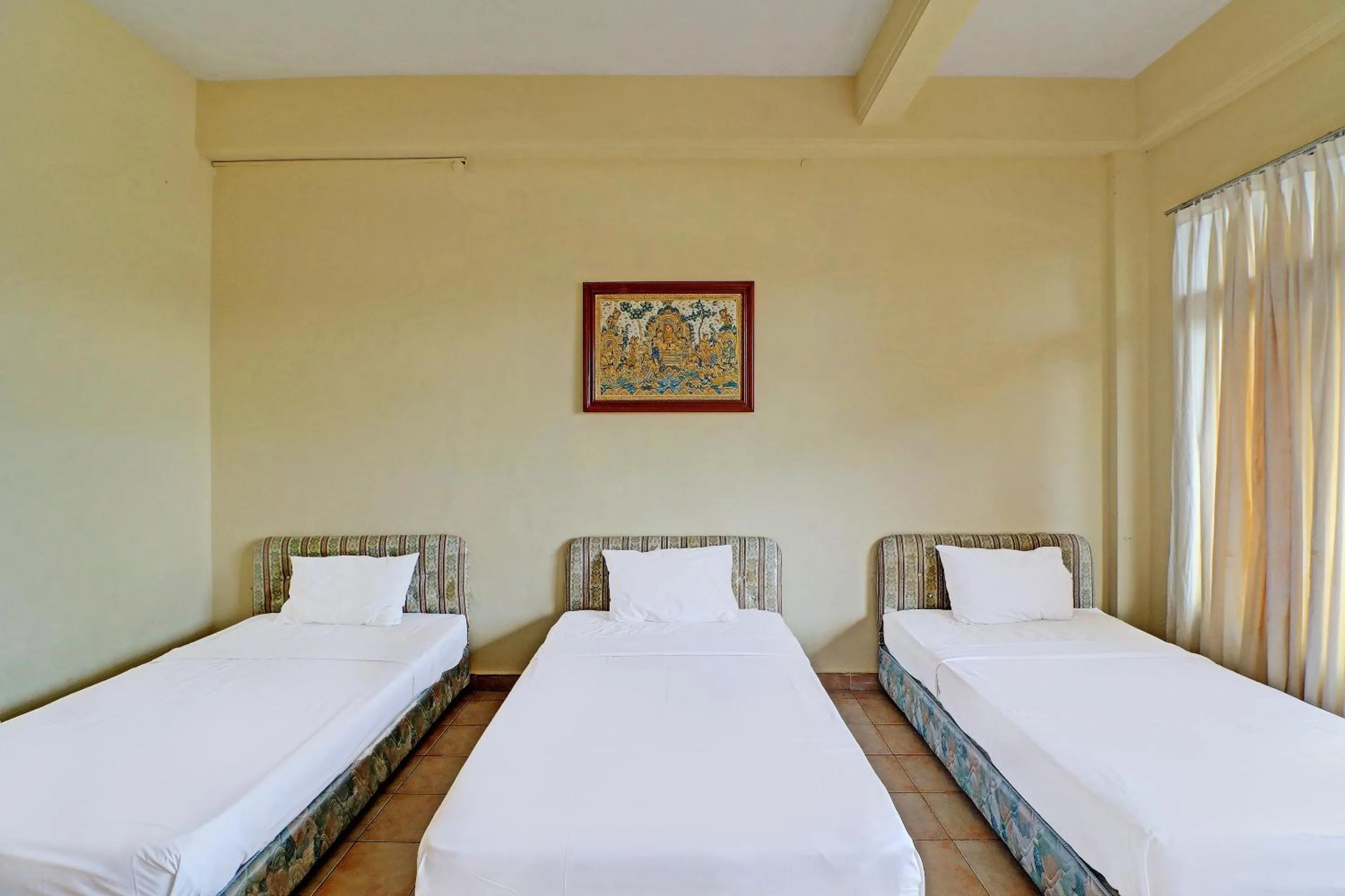 Bedroom in SUPER OYO 91870 Warna Kedaton