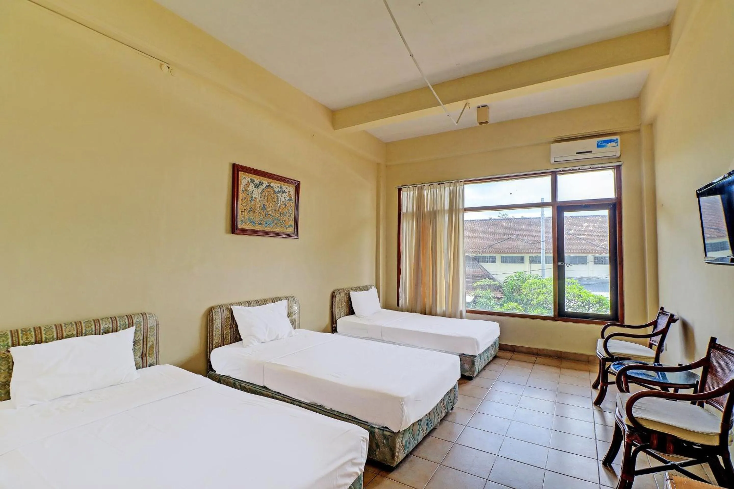 Bedroom in SUPER OYO 91870 Warna Kedaton