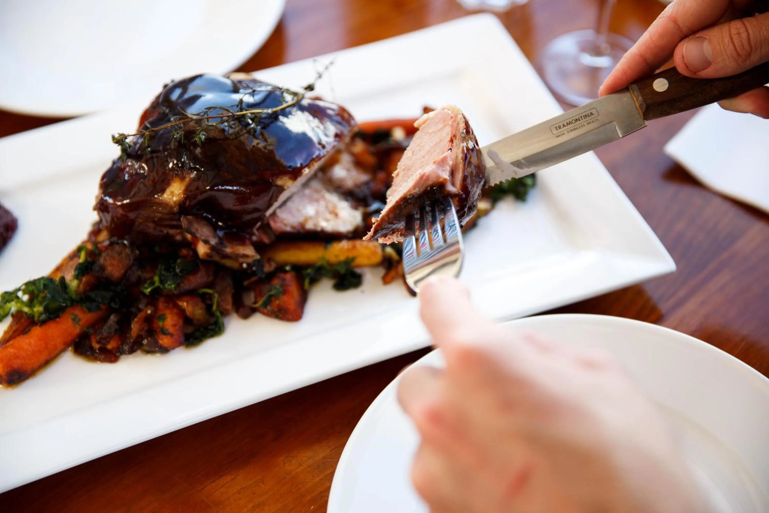 Food and drinks in Thredbo Alpine Hotel