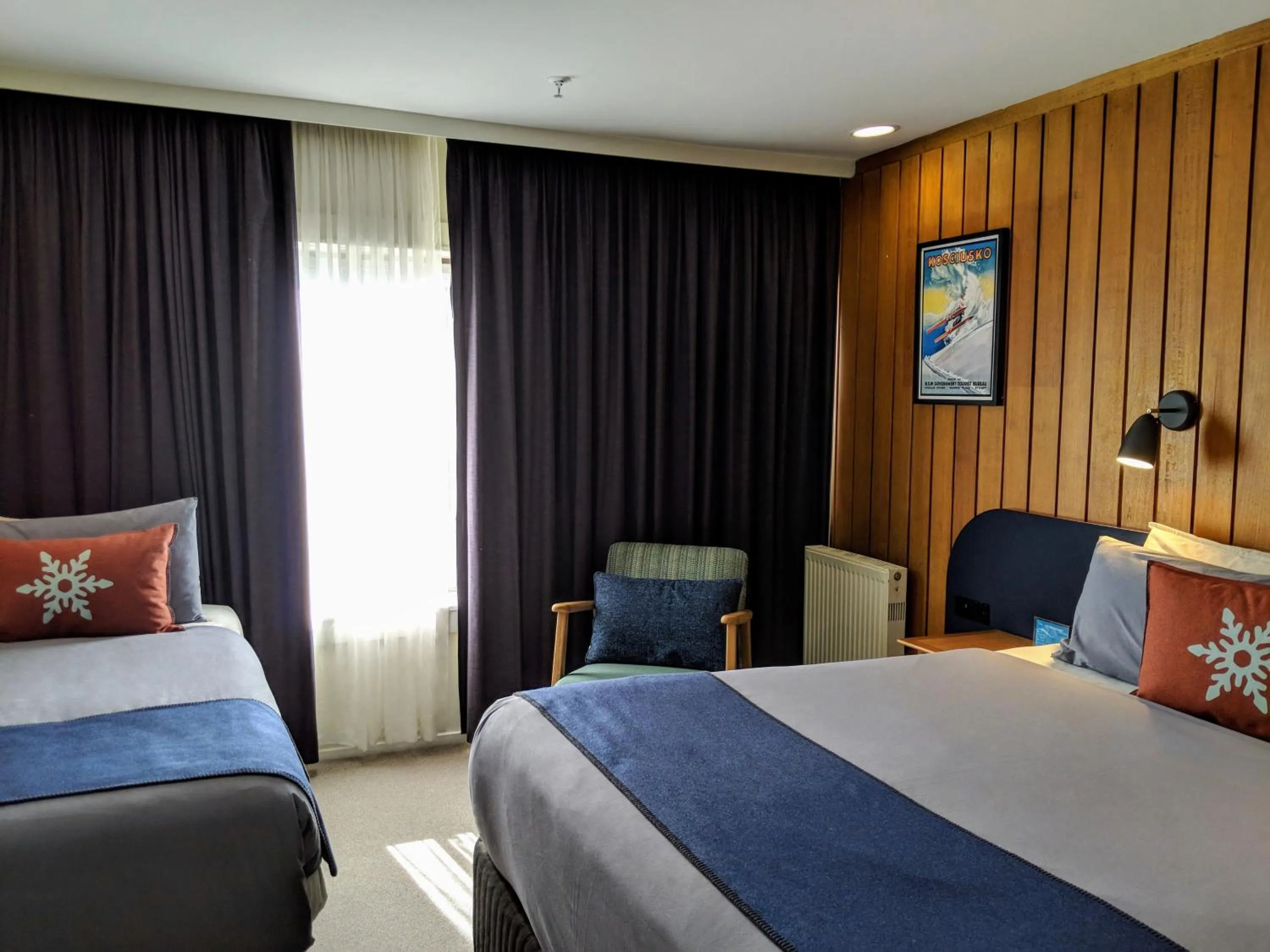 Photo of the whole room, Bed in Thredbo Alpine Hotel