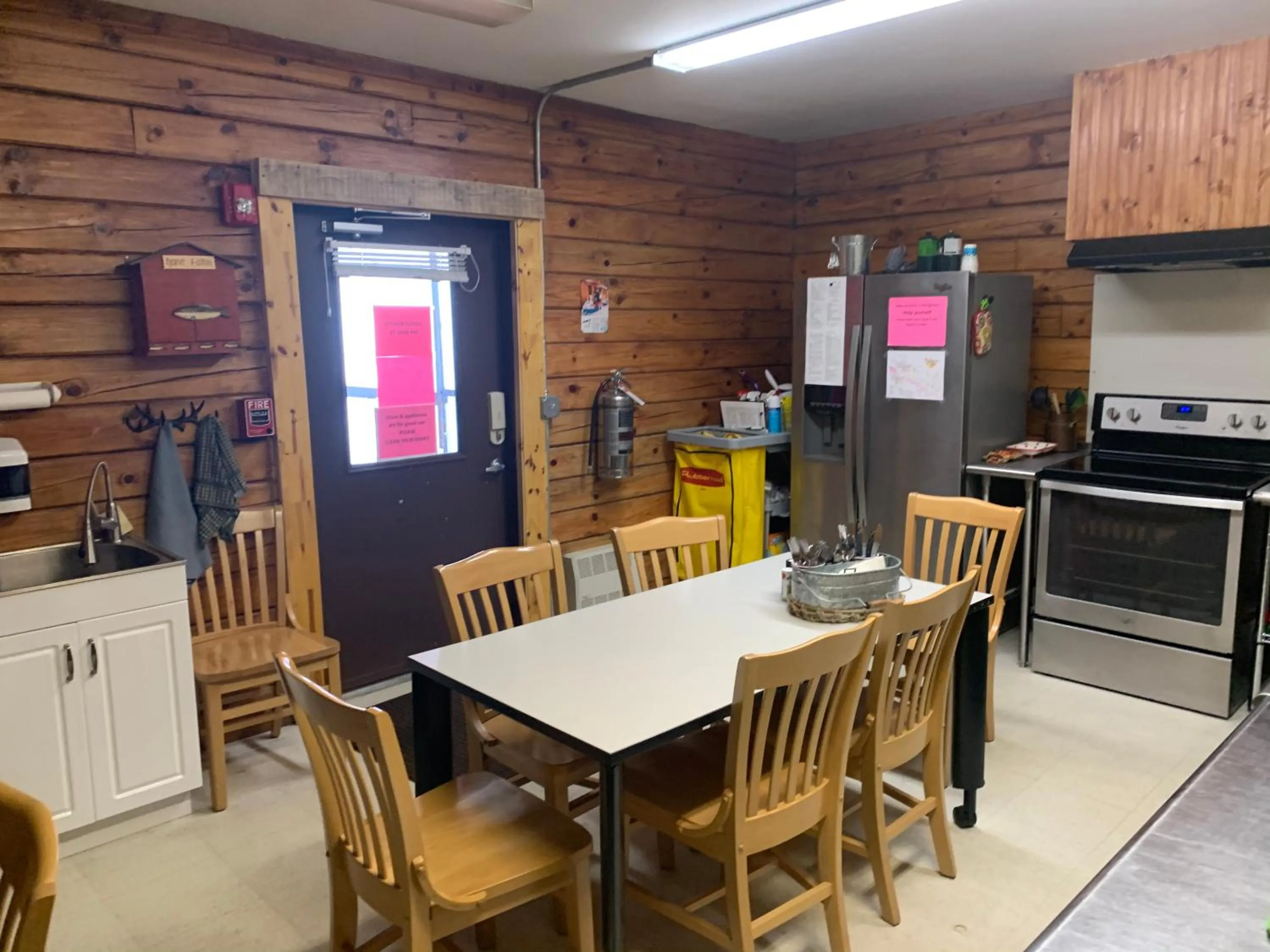 Dining area in Tug Hill Resort