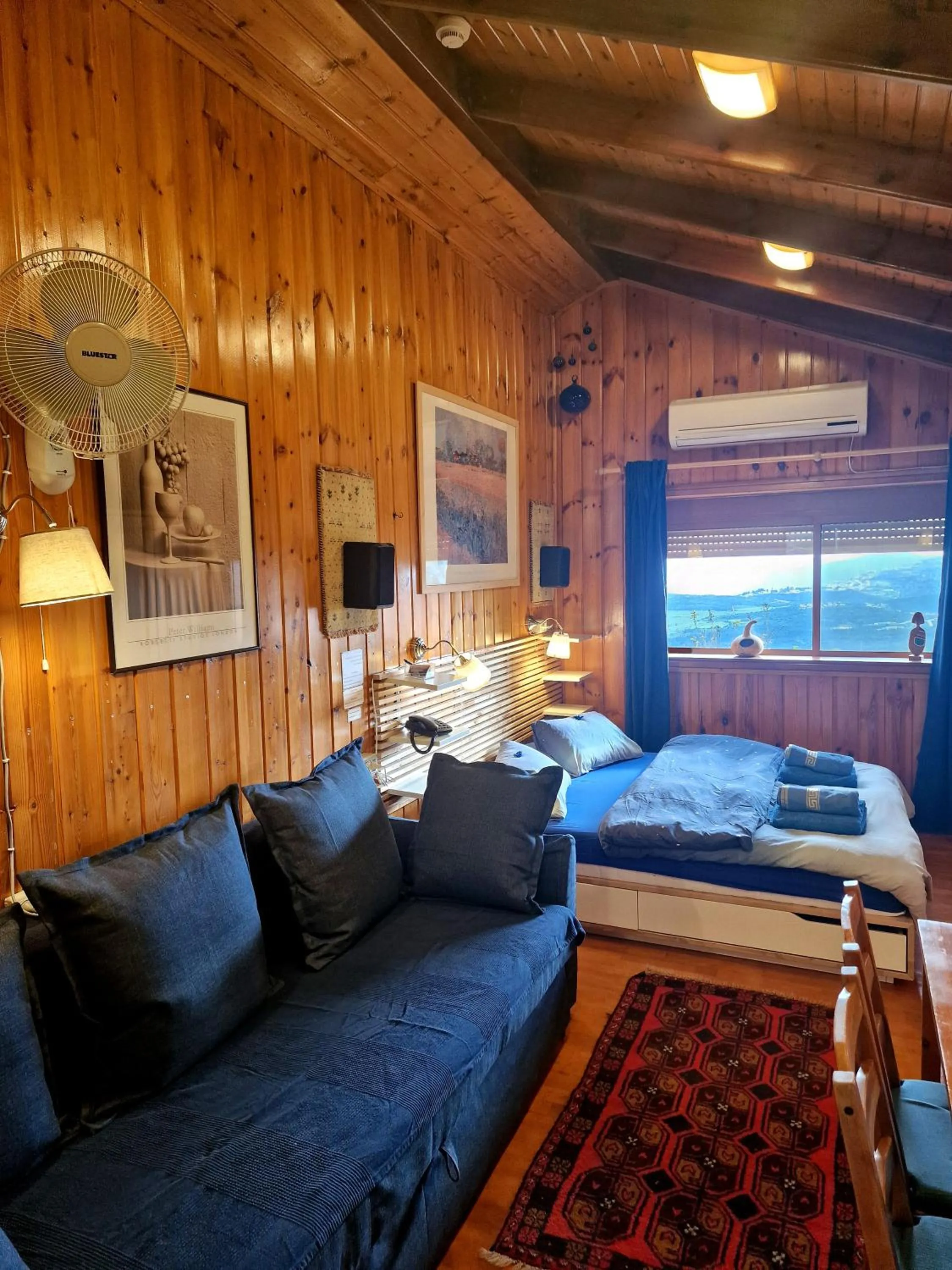 Property building, Bed in Ohn-Bar Guesthouse