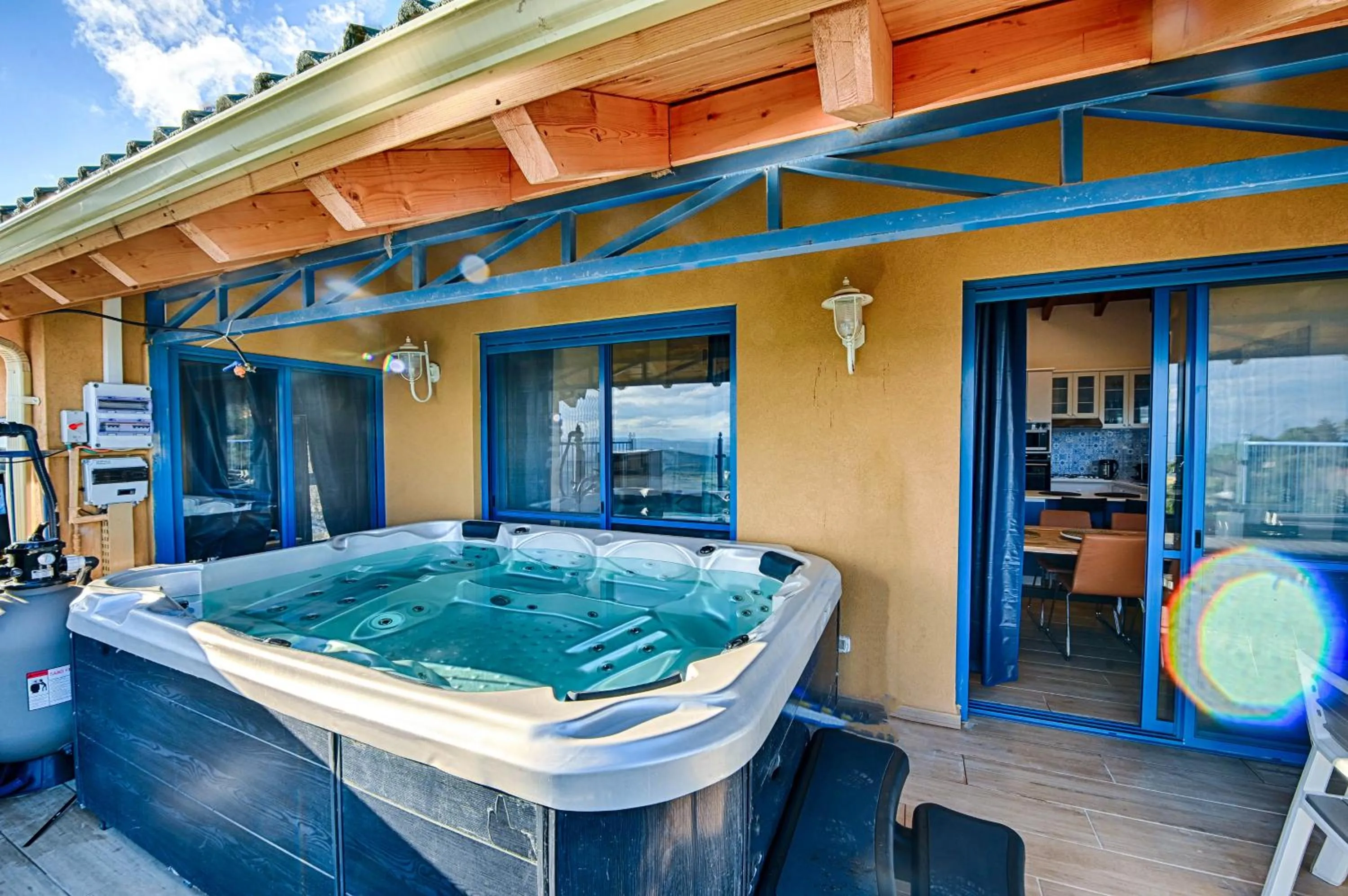 Pool view in Ohn-Bar Guesthouse