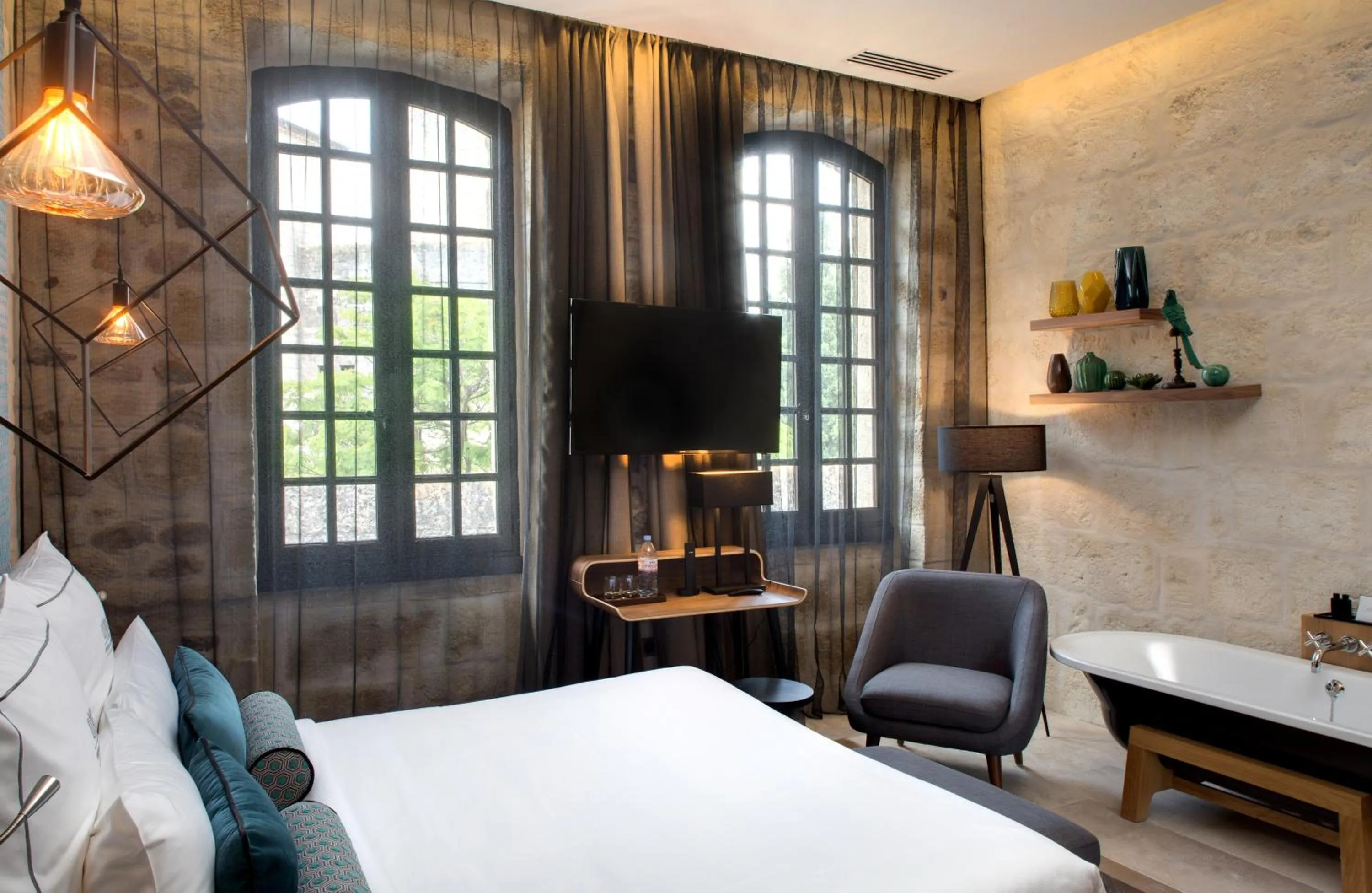 Photo of the whole room, Bed in Boutique Hôtel des Remparts & Spa