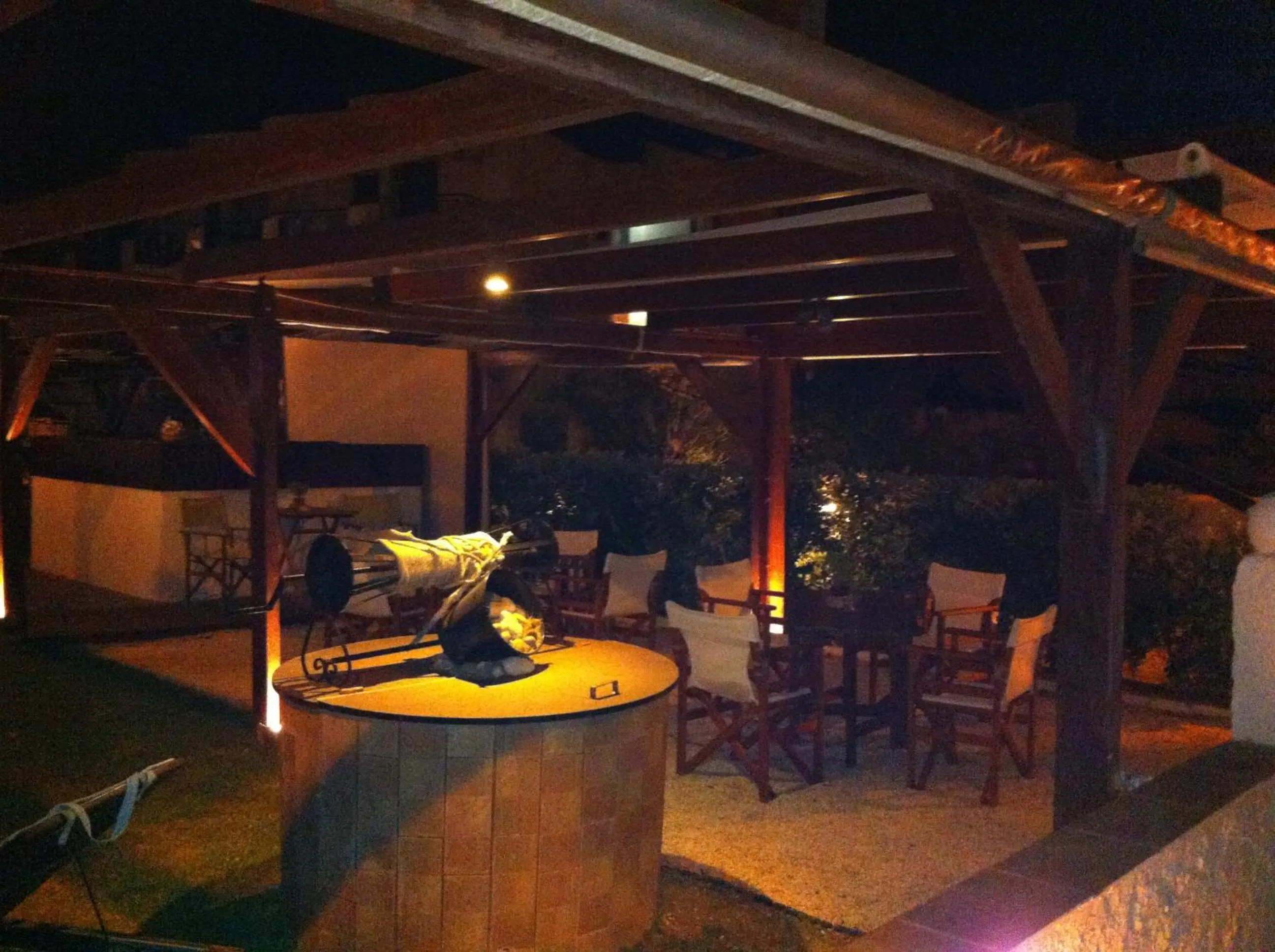 Garden in Chris Studios & Apartments